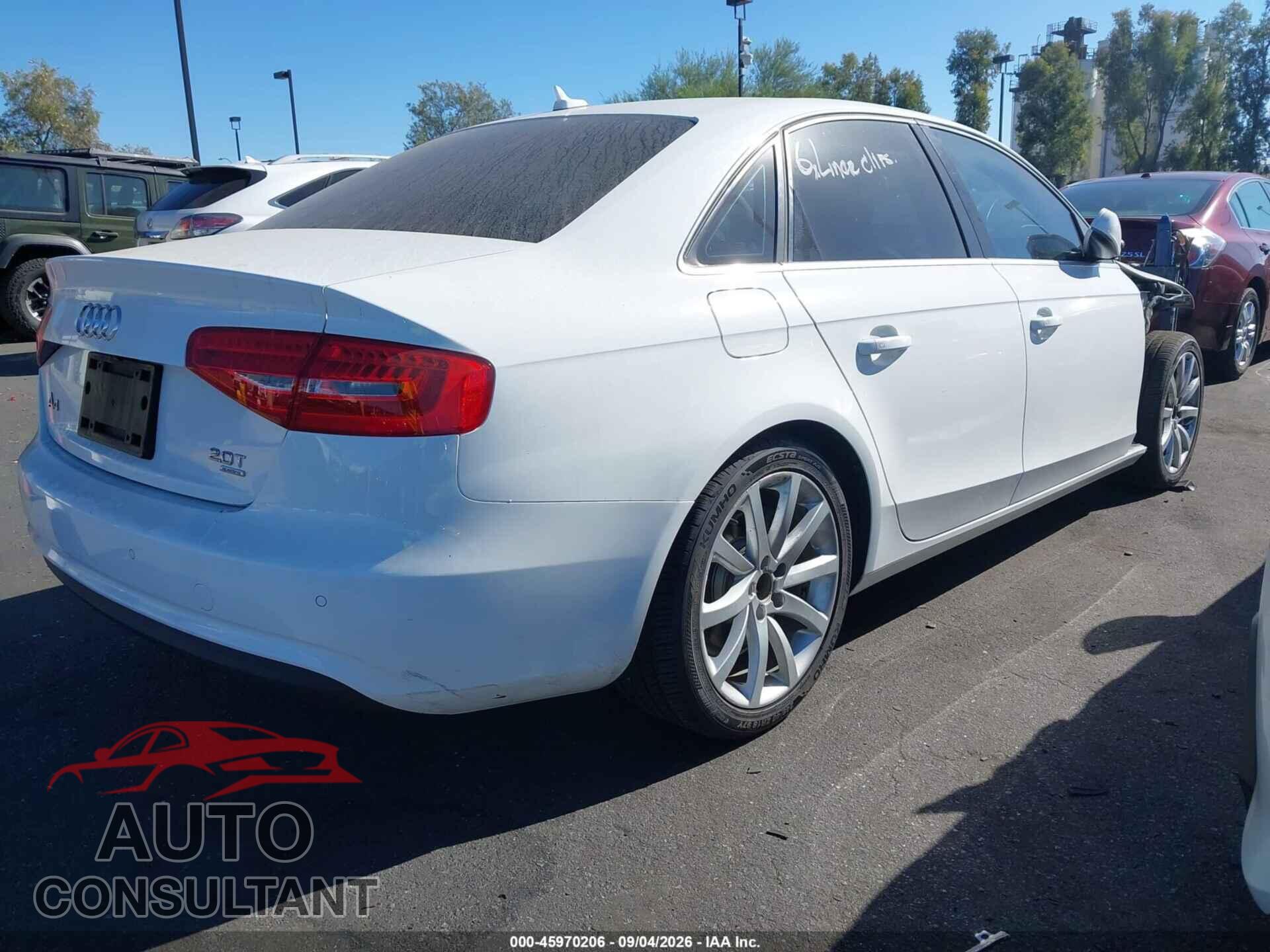 AUDI A4 2013 - WAUFFAFL8DN004626