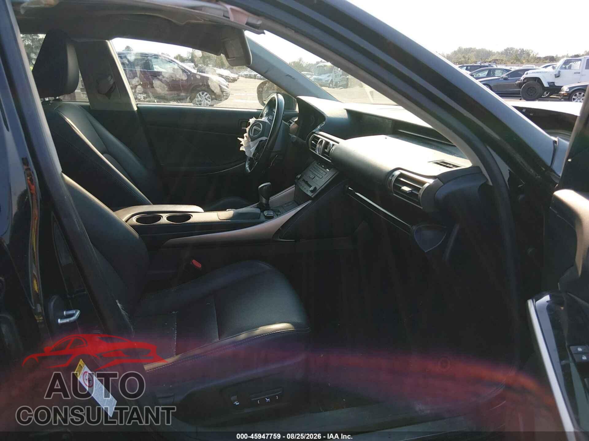 LEXUS IS 2015 - JTHBF1D27F5054589