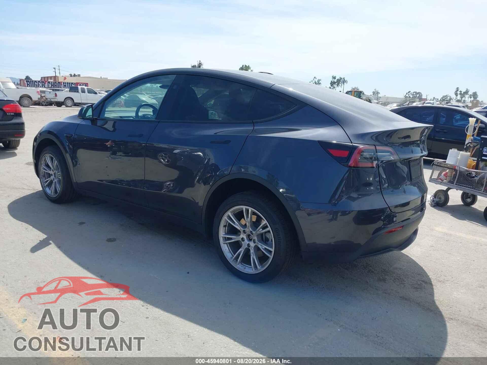 TESLA MODEL Y 2024 - 7SAYGDEE3RA224694