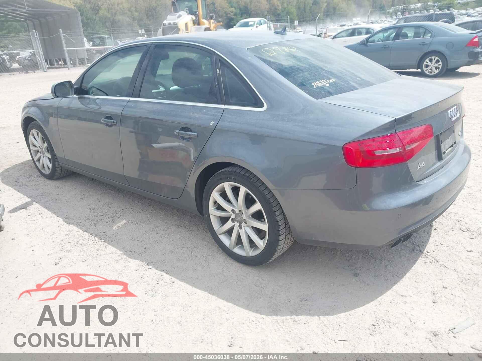 AUDI A4 2013 - WAUFFAFL0DN025471