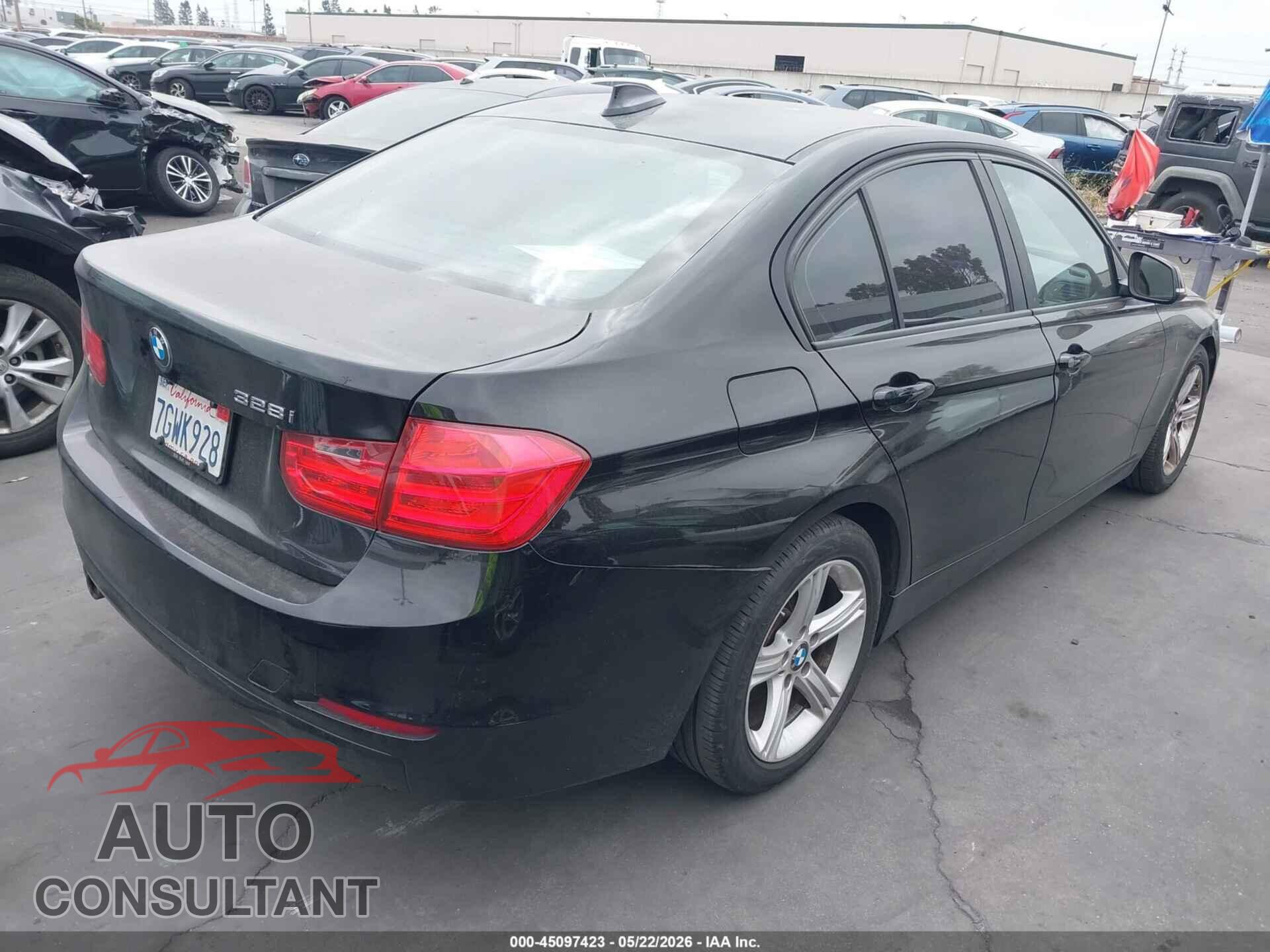 BMW 328I 2014 - WBA3C1C59EK116100