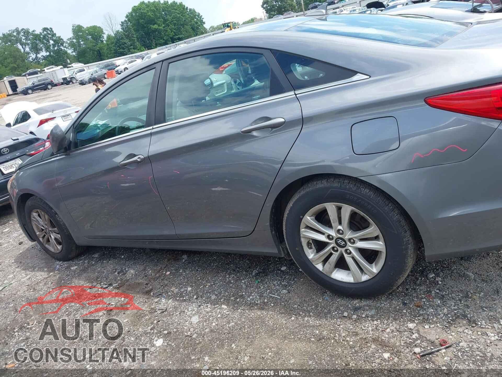 HYUNDAI SONATA 2013 - 5NPEB4AC4DH752325