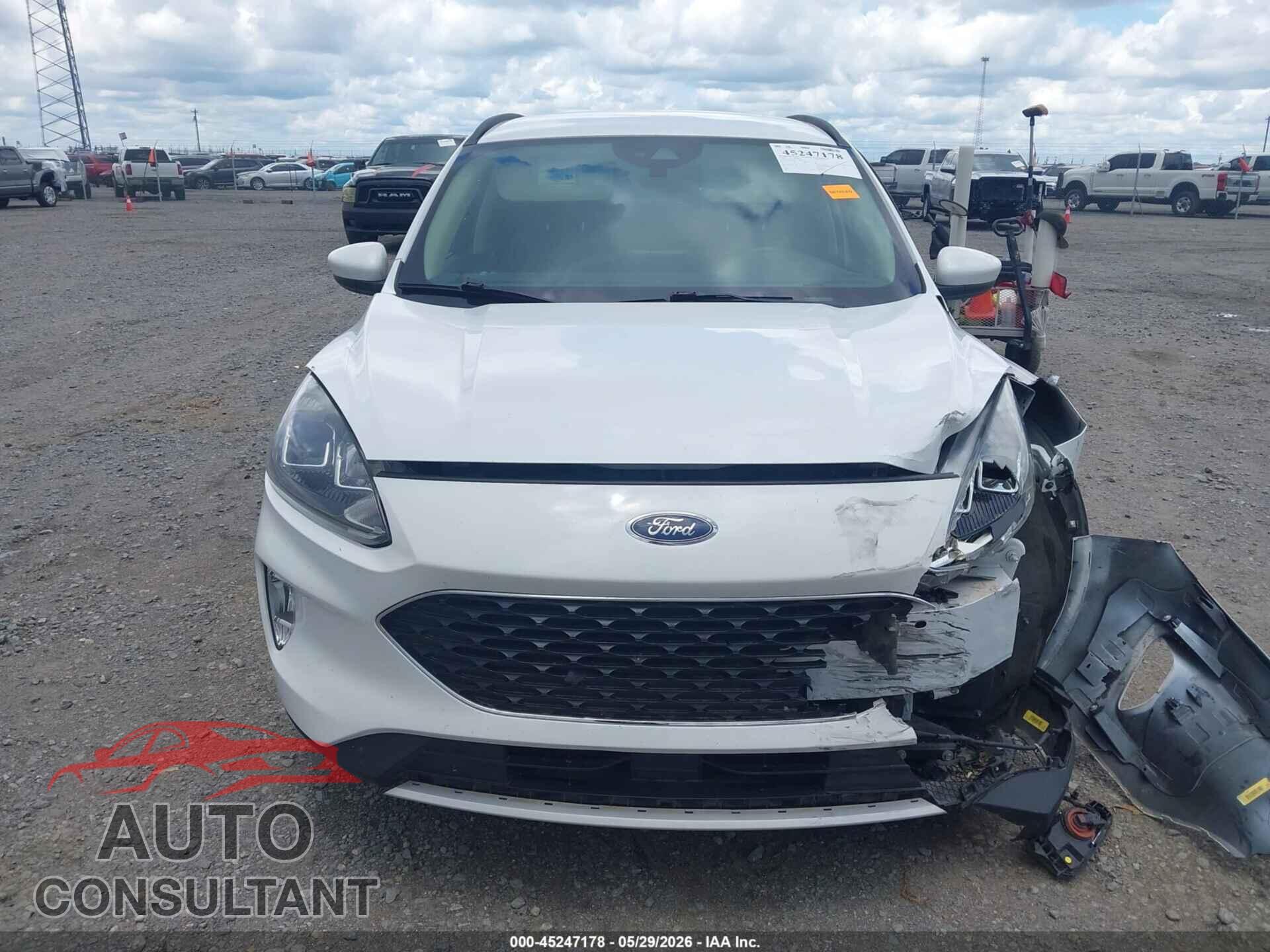 FORD ESCAPE 2020 - 1FMCU0H62LUA80811