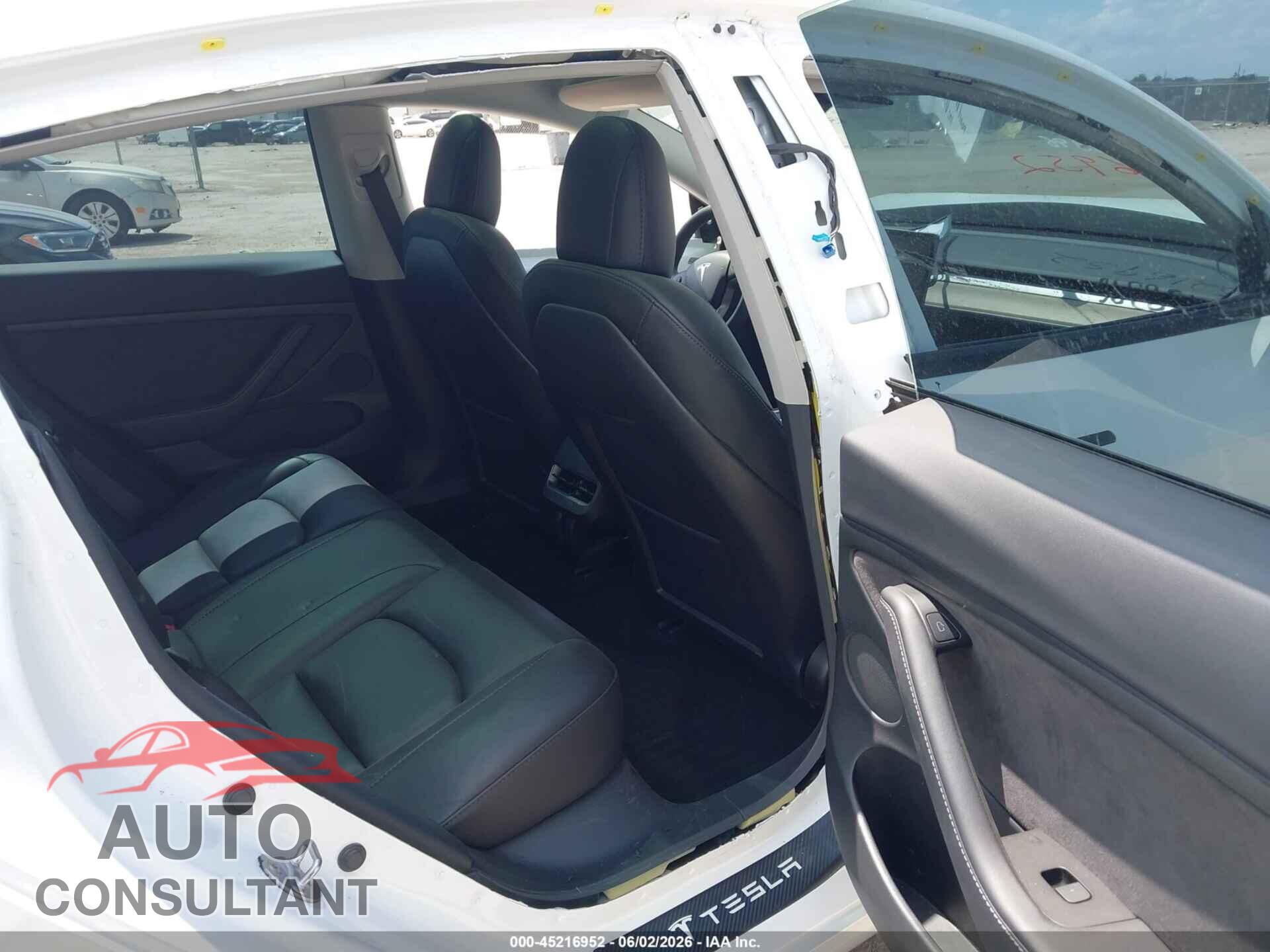 TESLA MODEL 3 2023 - 5YJ3E1EA1PF438396