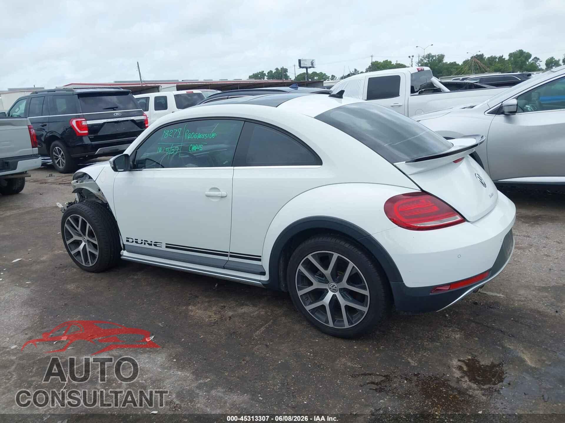 VOLKSWAGEN BEETLE 2017 - 3VWS17AT4HM624932