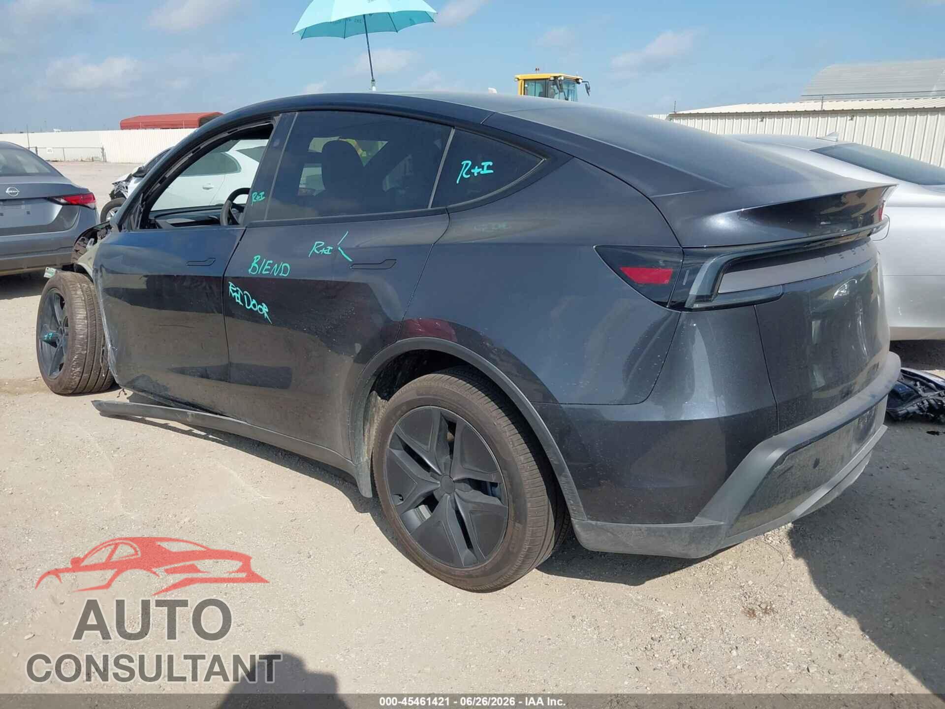 TESLA MODEL Y 2026 - 7SAYGDED8TA684660