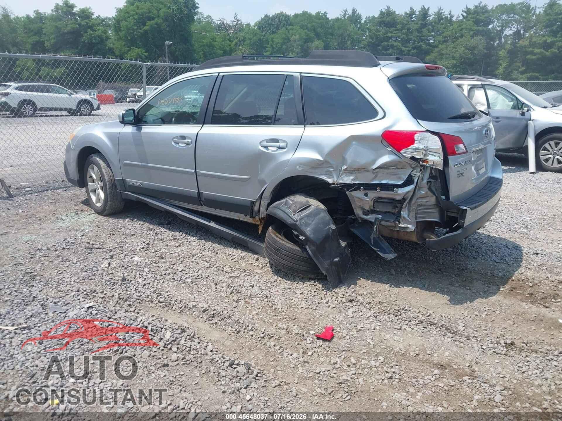 SUBARU OUTBACK 2013 - 4S4BRBGC8D3215541