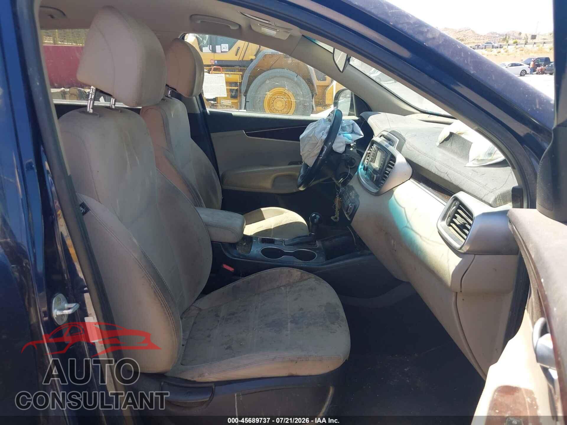 KIA SORENTO 2017 - 5XYPGDA55HG334090