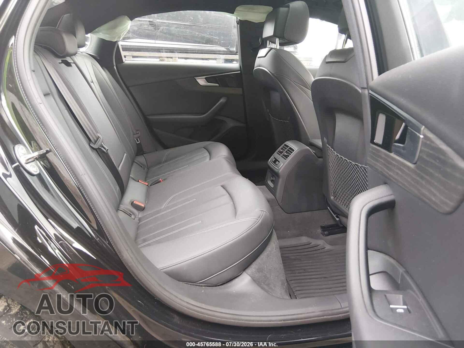 AUDI A4 2021 - WAUDAAF42MA061376