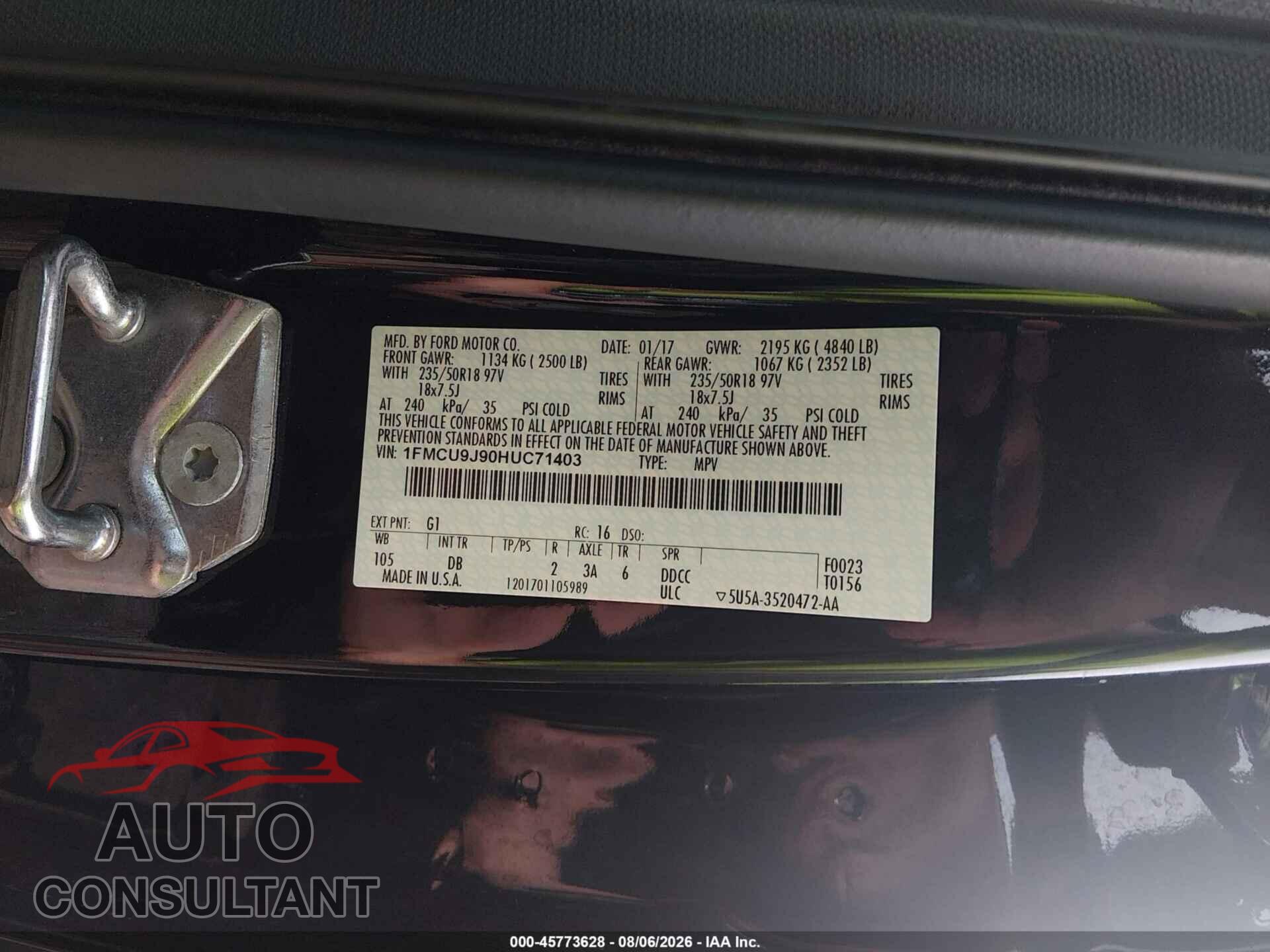 FORD ESCAPE 2017 - 1FMCU9J90HUC71403
