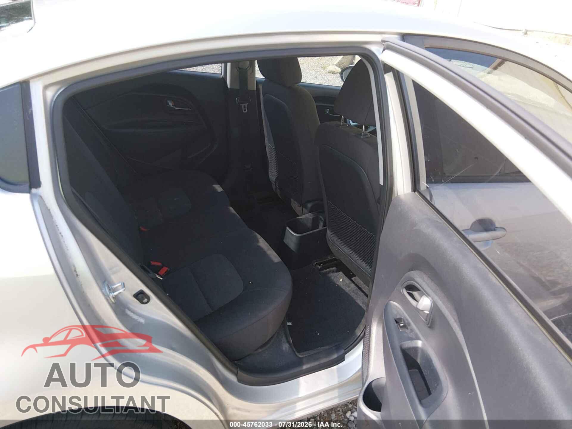 KIA RIO 2016 - KNADM4A3XG6662601
