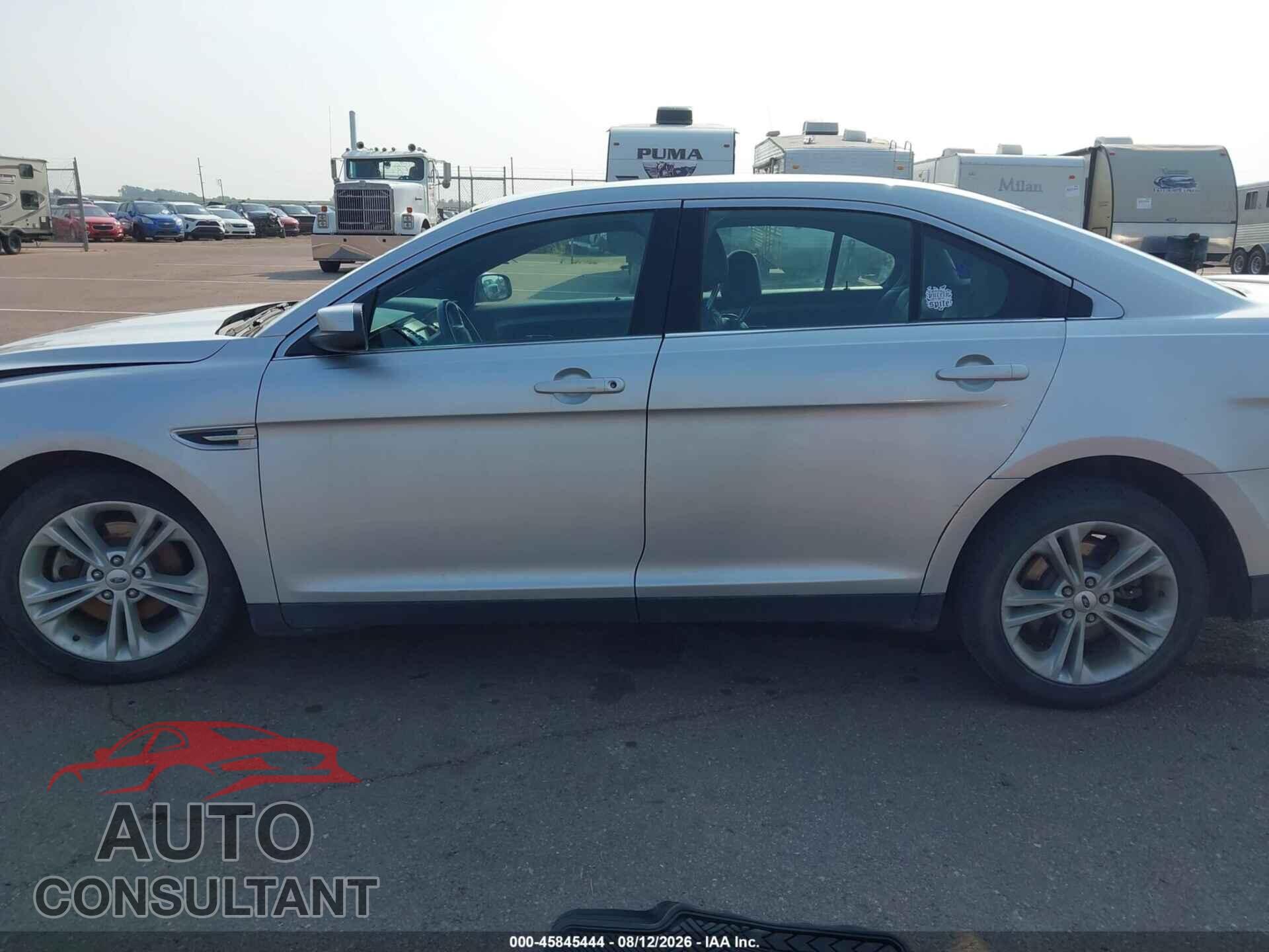FORD TAURUS 2015 - 1FAHP2E89FG176673
