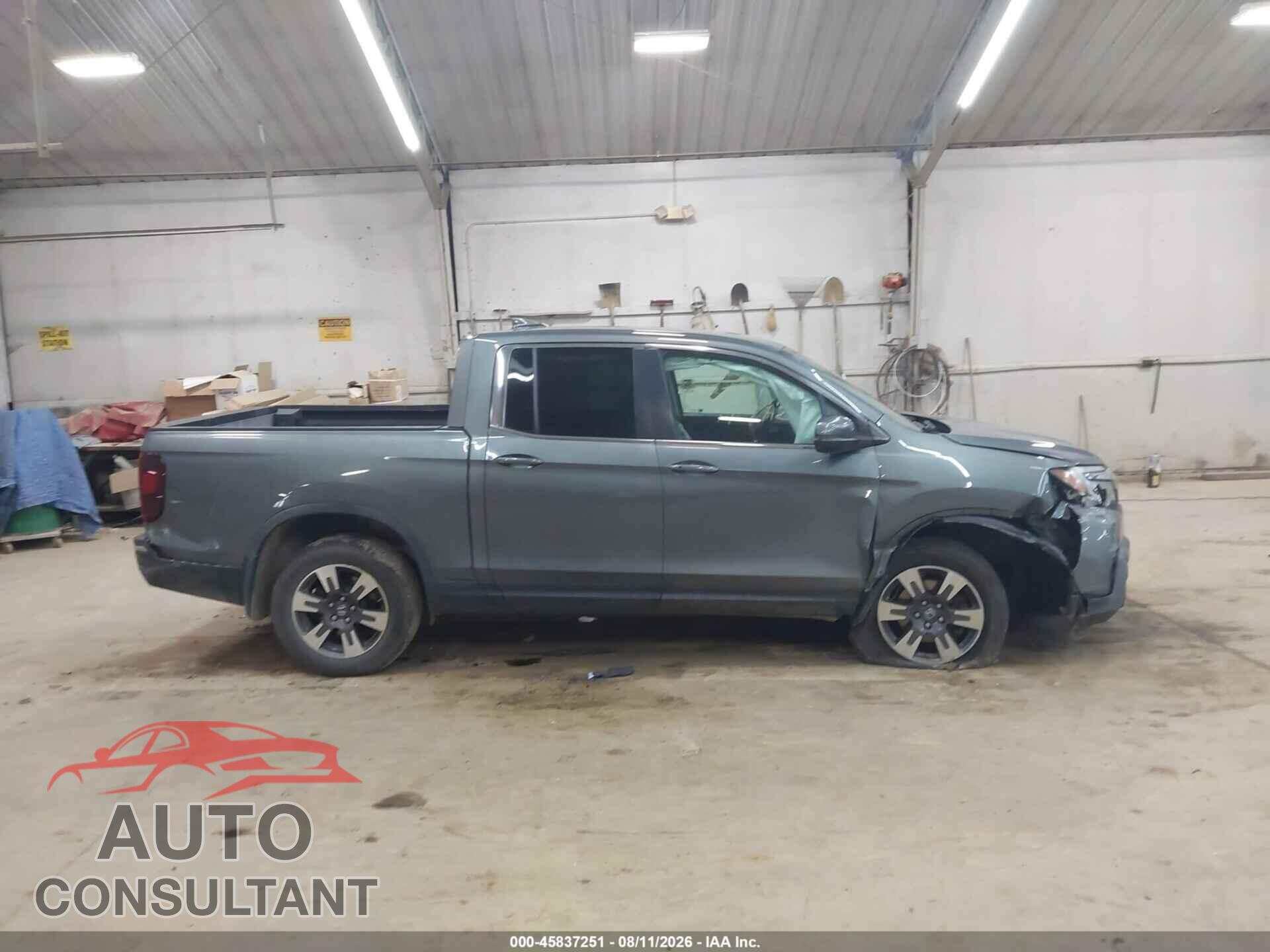 HONDA RIDGELINE 2017 - 5FPYK3F58HB019563