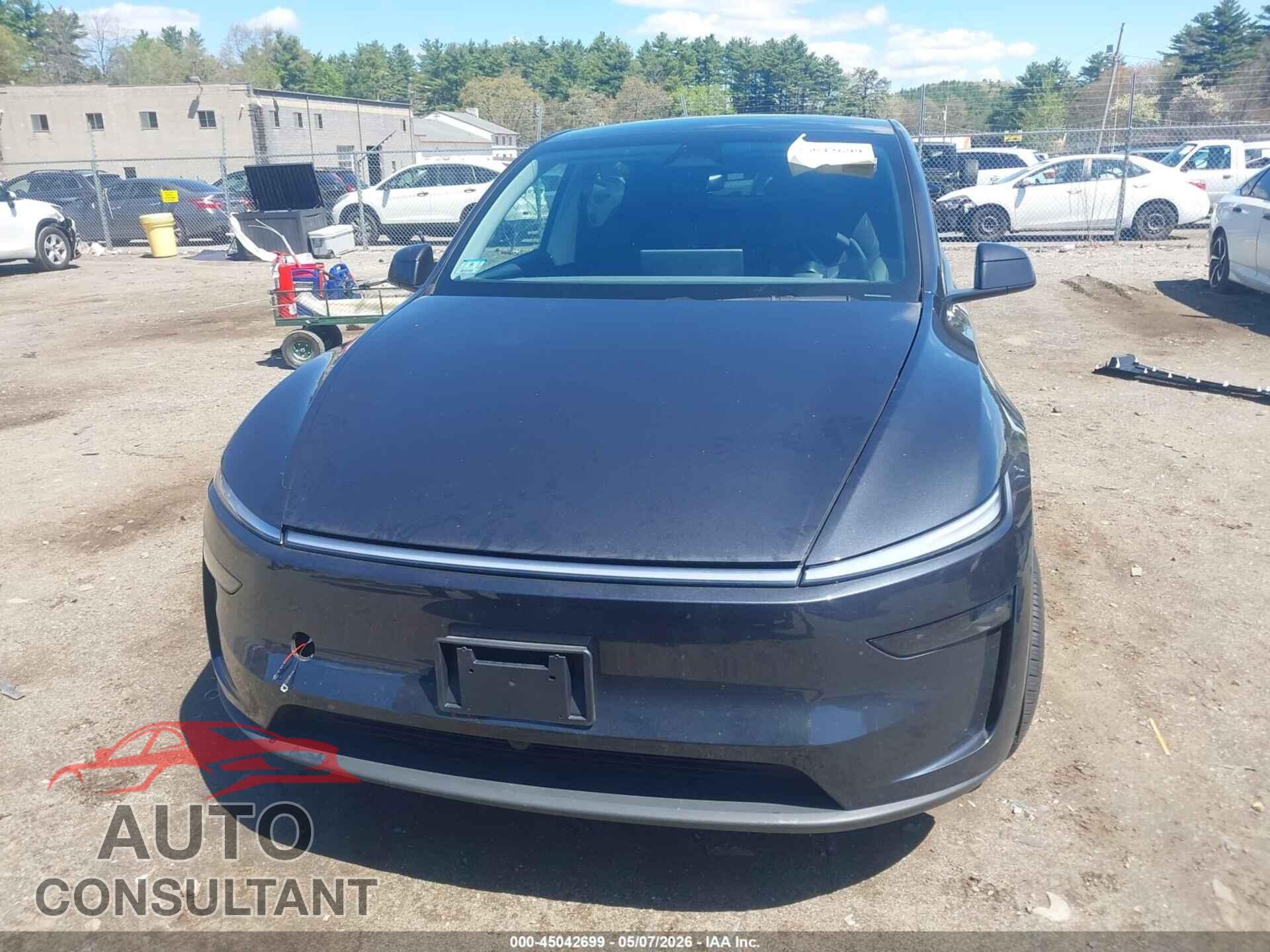 TESLA MODEL Y 2026 - 7SAYGDED2TF433099