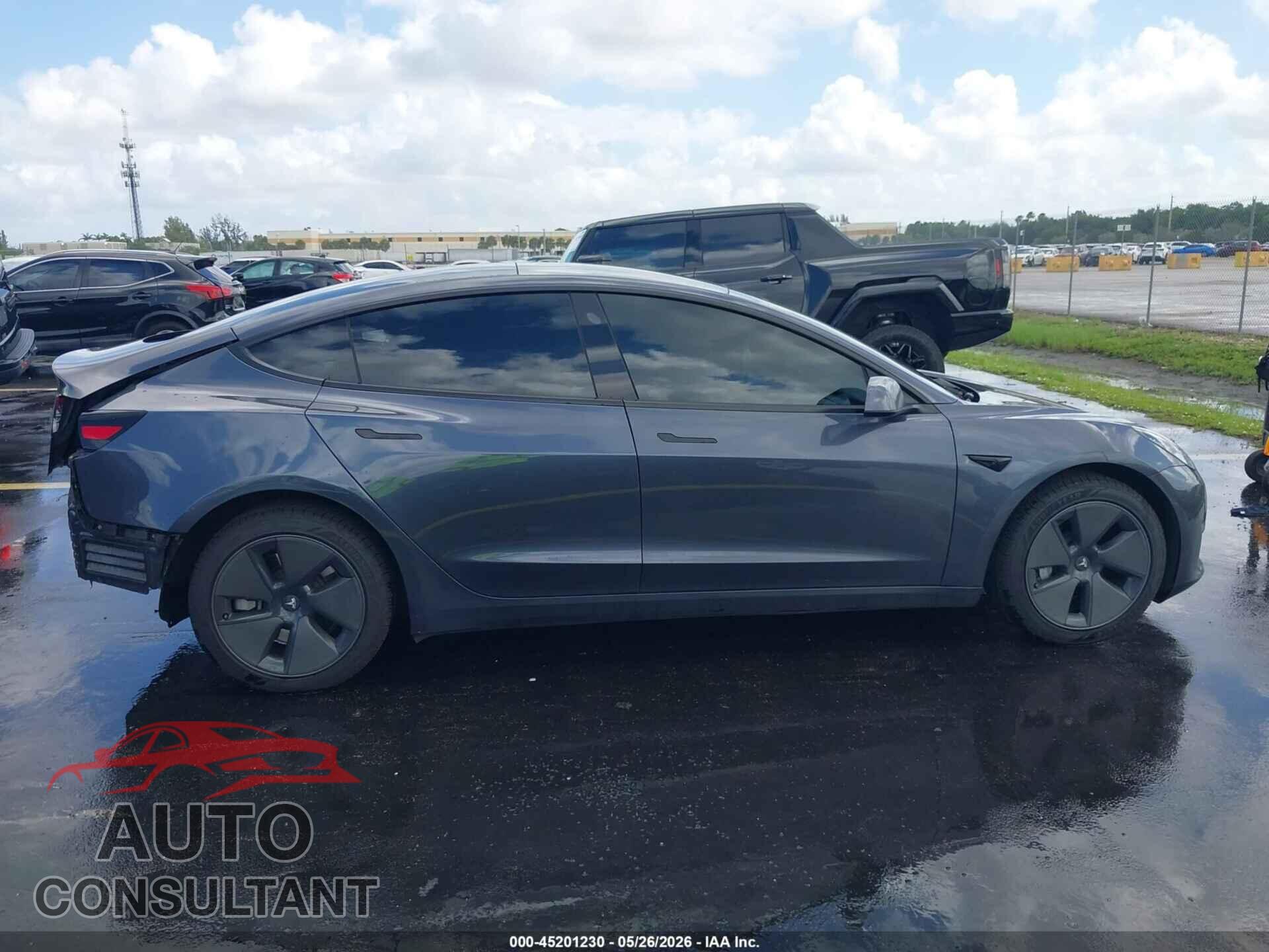 TESLA MODEL 3 2023 - 5YJ3E1EA4PF570116