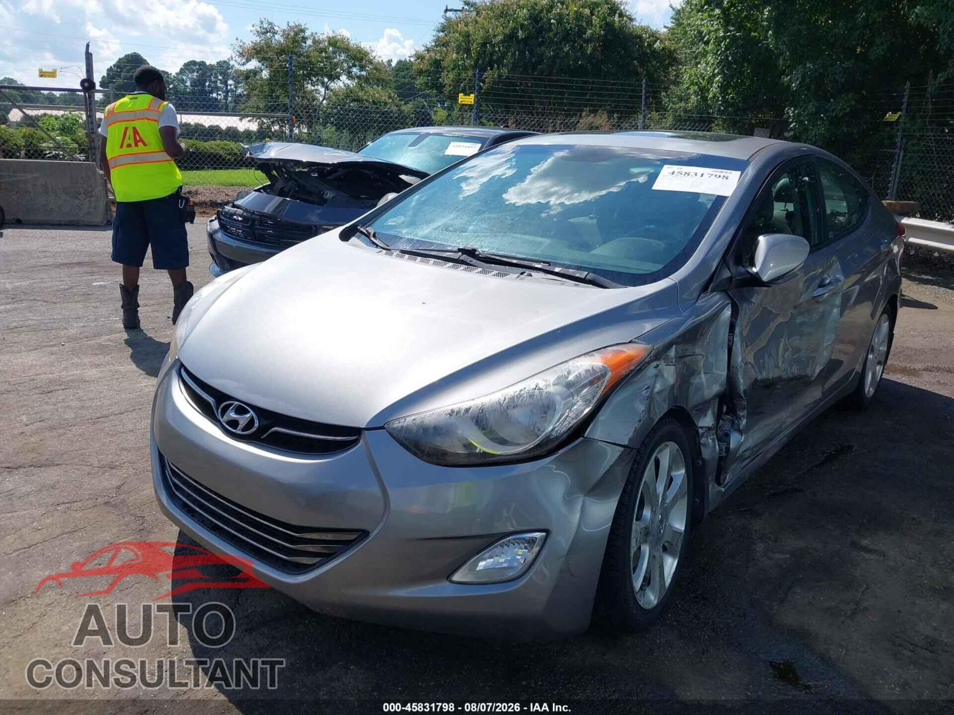 HYUNDAI ELANTRA 2012 - KMHDH4AE3CU354681