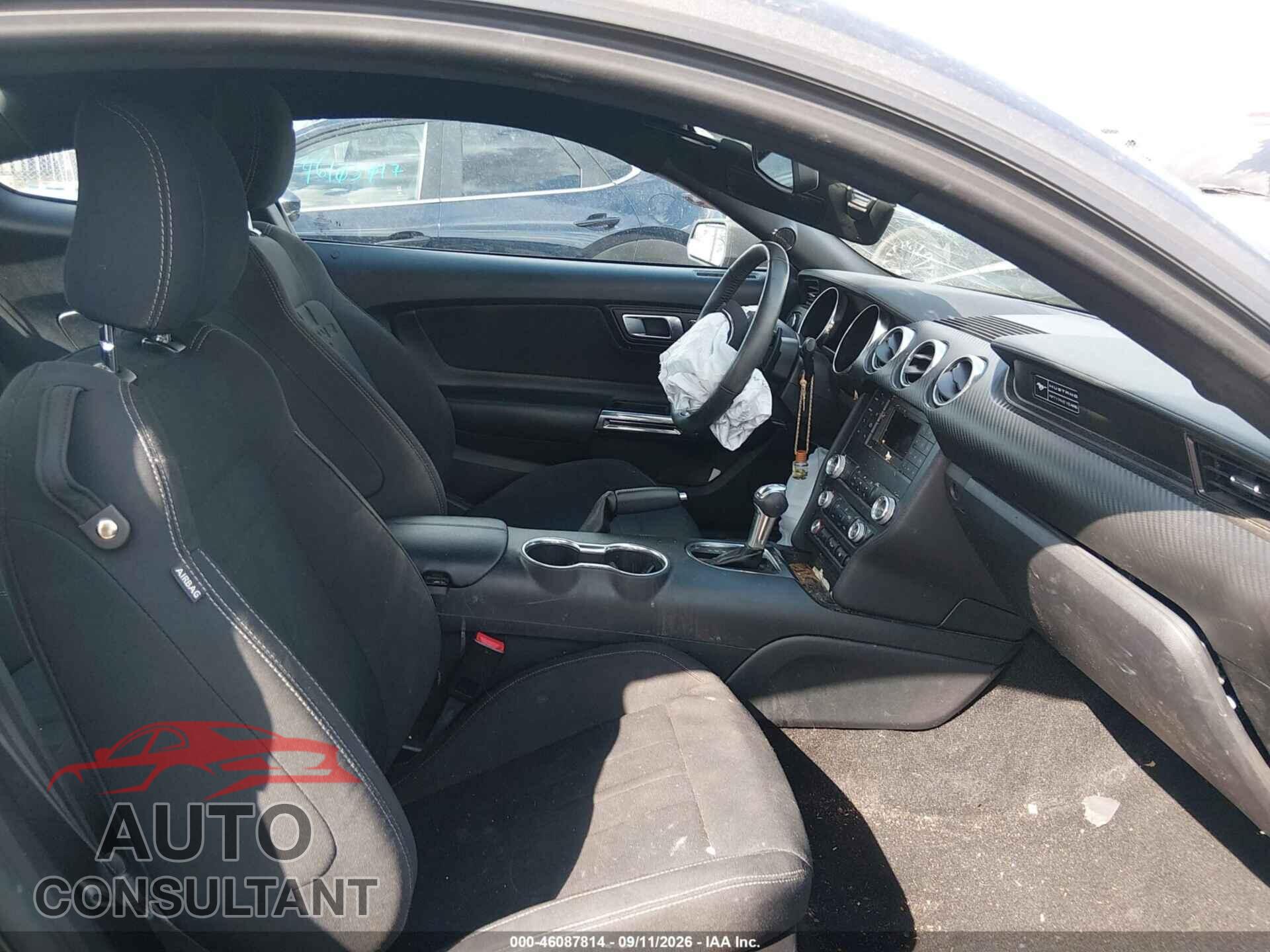 FORD MUSTANG 2020 - 1FA6P8TH3L5182117