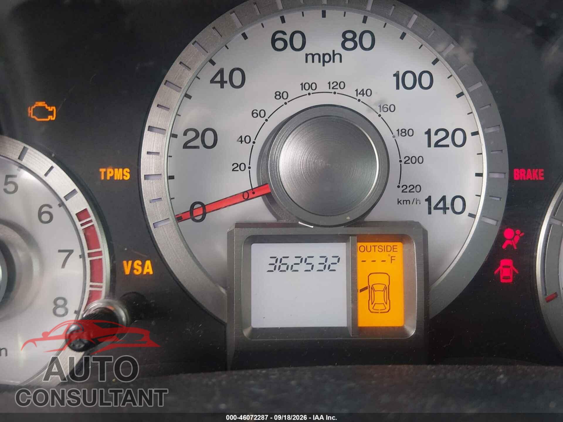 HONDA PILOT 2011 - 5FNYF3H50BB011121