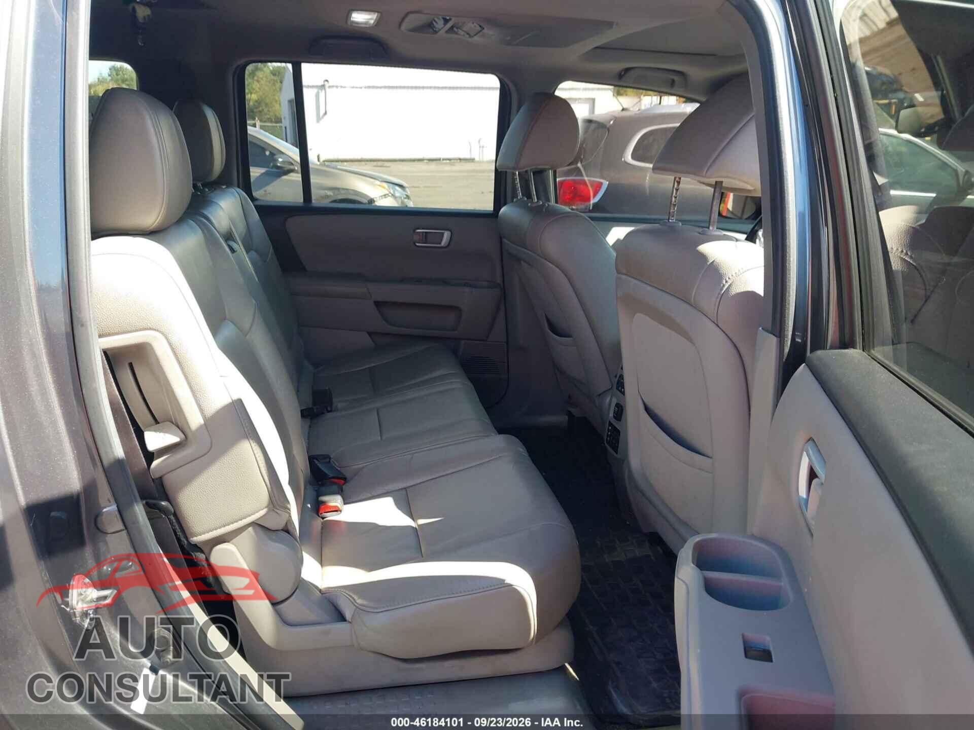 HONDA PILOT 2012 - 5FNYF4H64CB014975