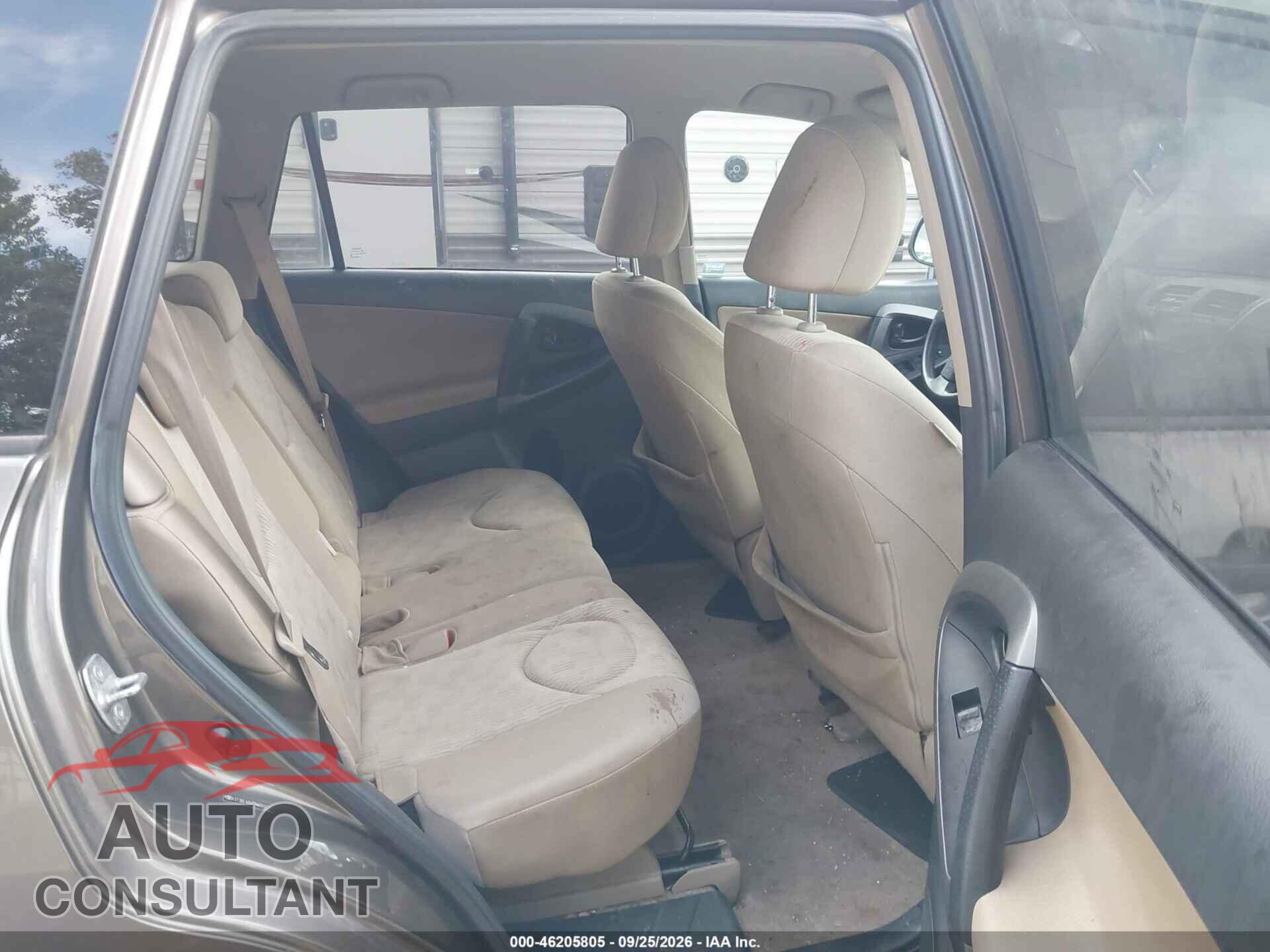 TOYOTA RAV4 2011 - 2T3BF4DV7BW084630