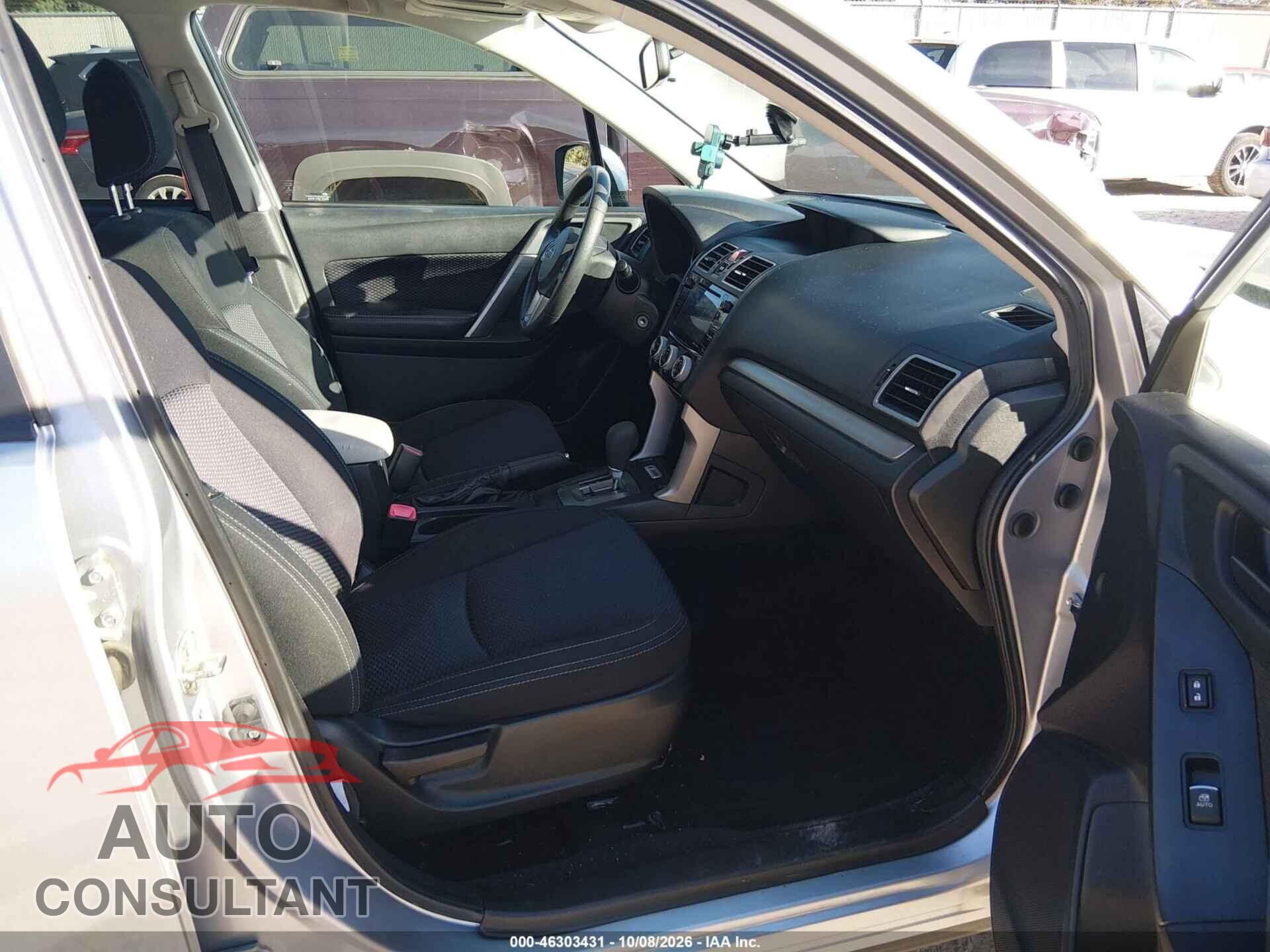 SUBARU FORESTER 2017 - JF2SJAGC8HH807215