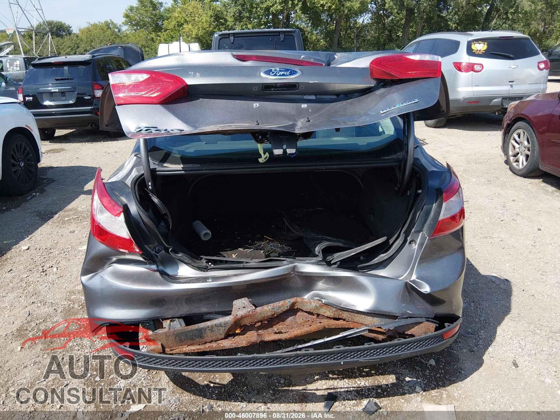 FORD FOCUS 2014 - 1FADP3E28EL154475