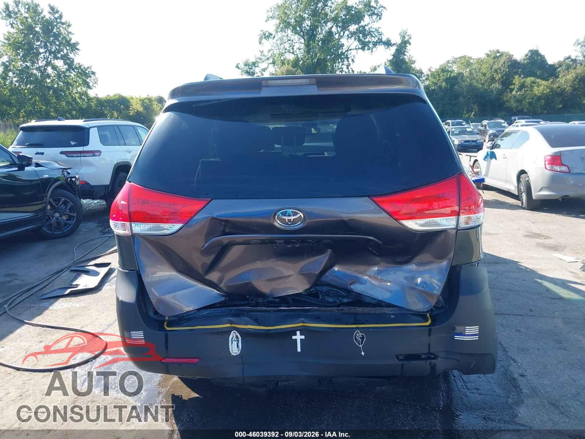 TOYOTA SIENNA 2012 - 5TDDK3DC6CS045446