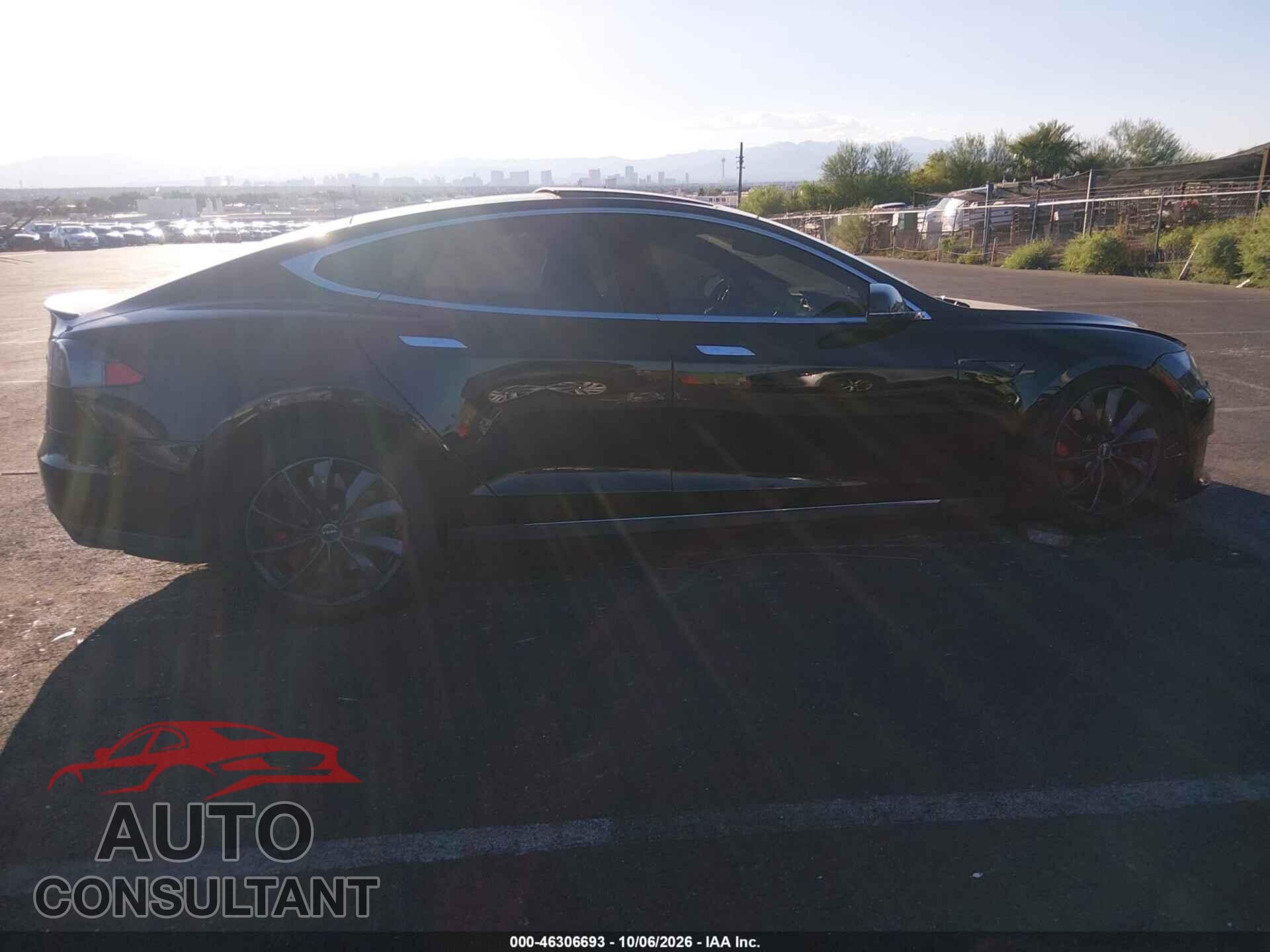 TESLA MODEL S 2014 - 5YJSA1H20EFP64263