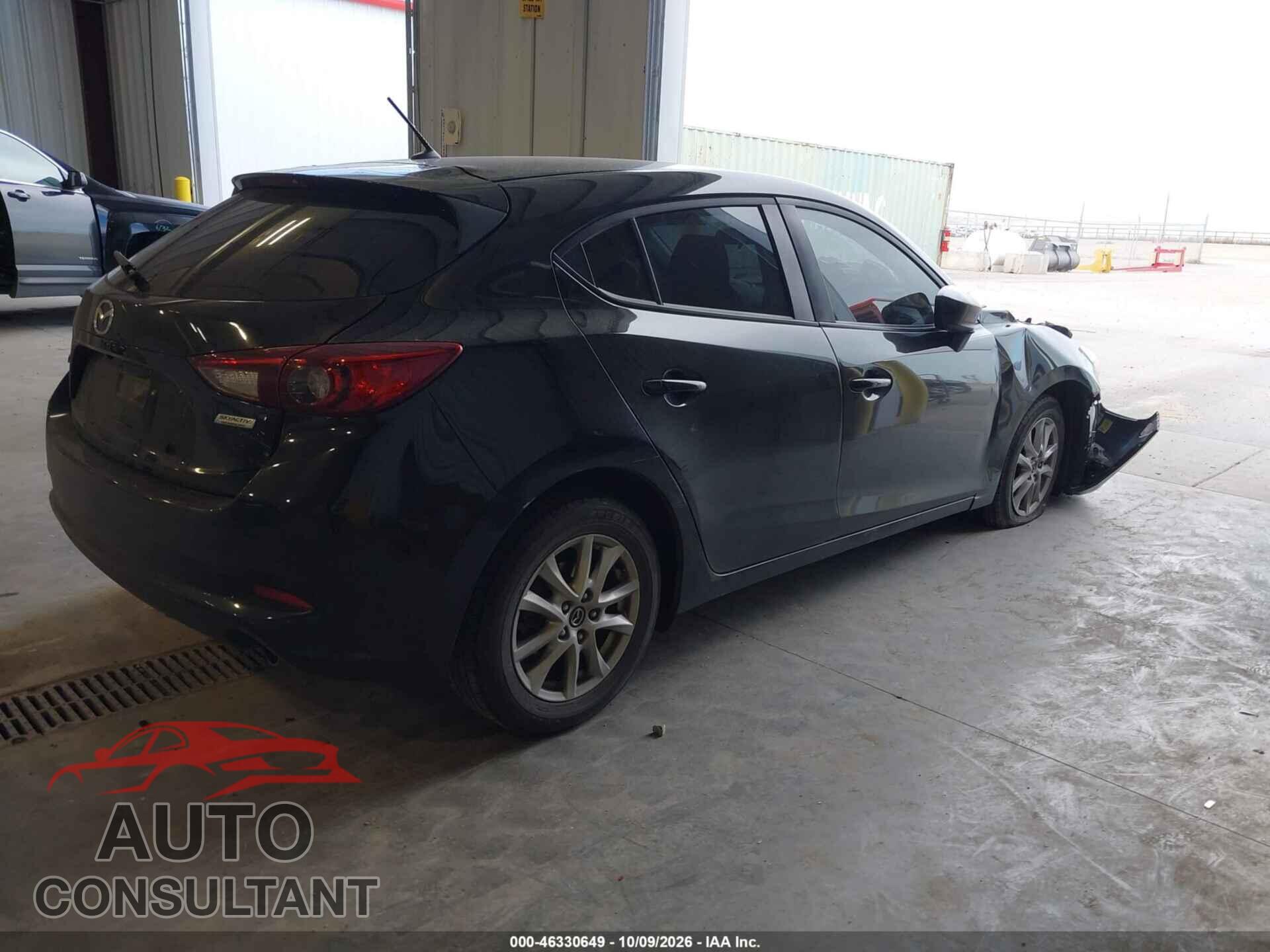 MAZDA MAZDA3 2018 - 3MZBN1K79JM265439