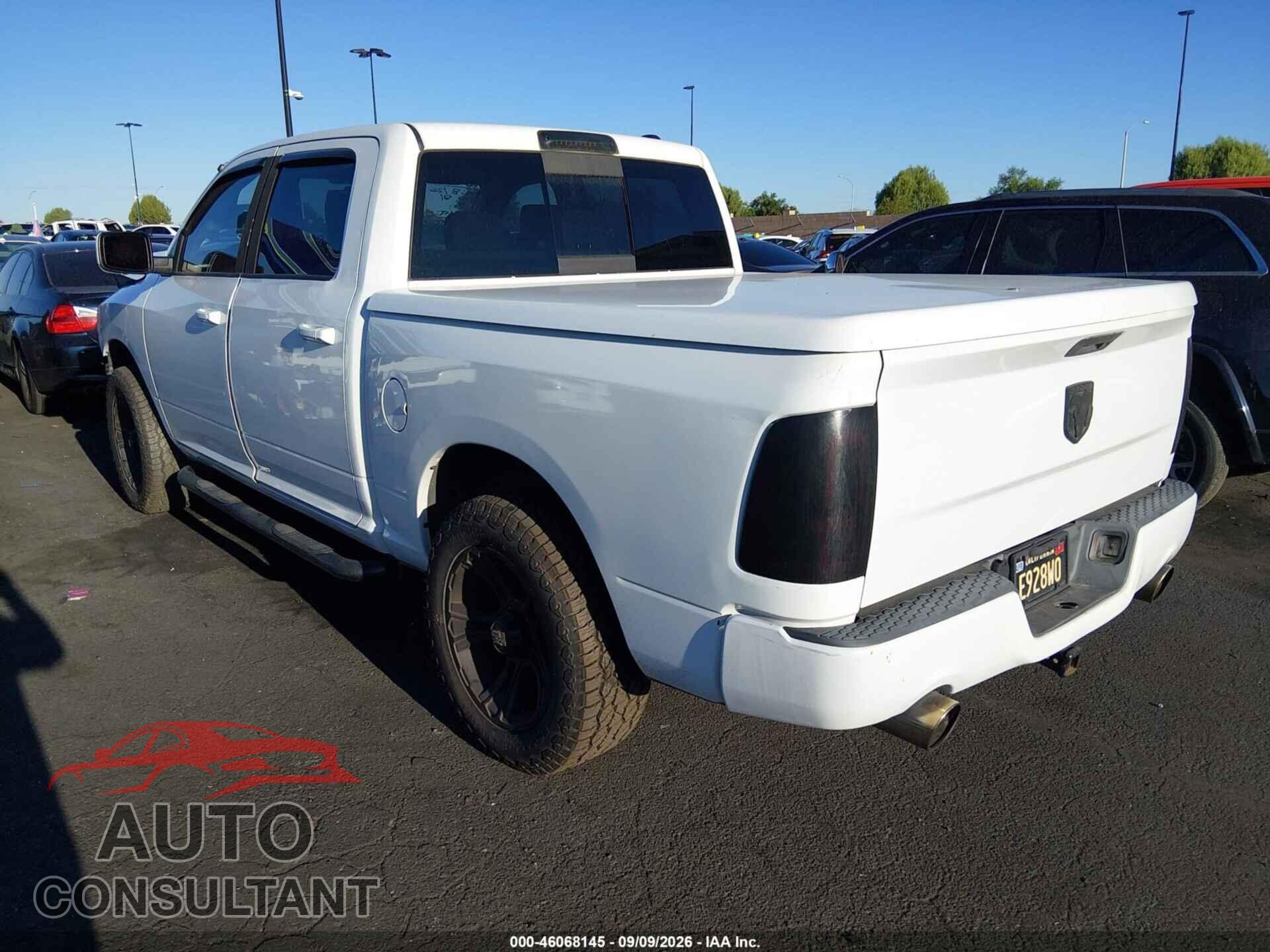 DODGE RAM 1500 2010 - 1D7RB1CT9AS235621