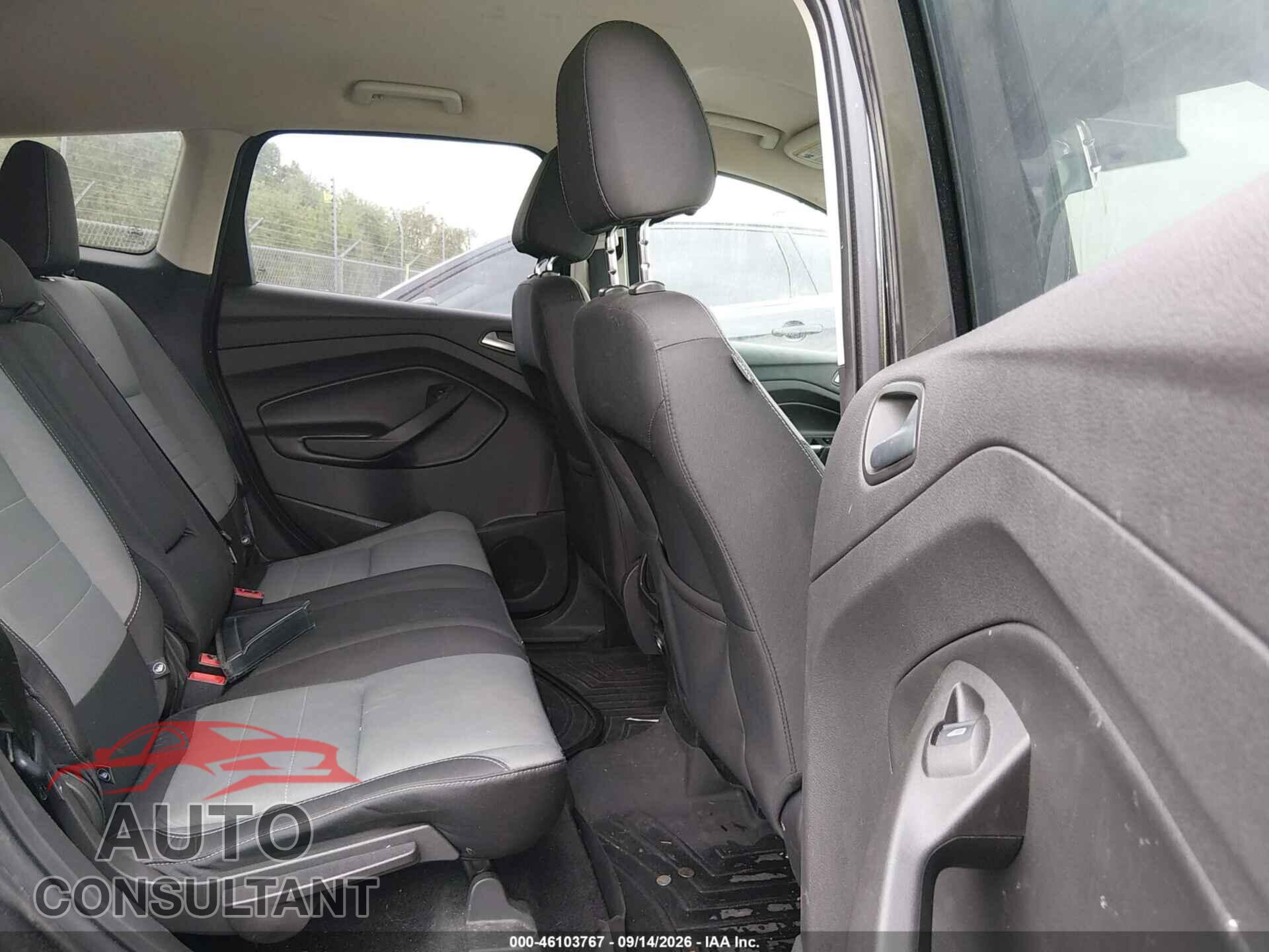 FORD ESCAPE 2016 - 1FMCU9G95GUA39188