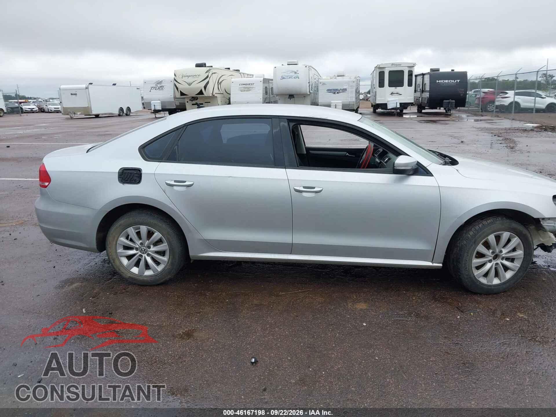 VOLKSWAGEN PASSAT 2012 - 1VWAP7A3XCC104366