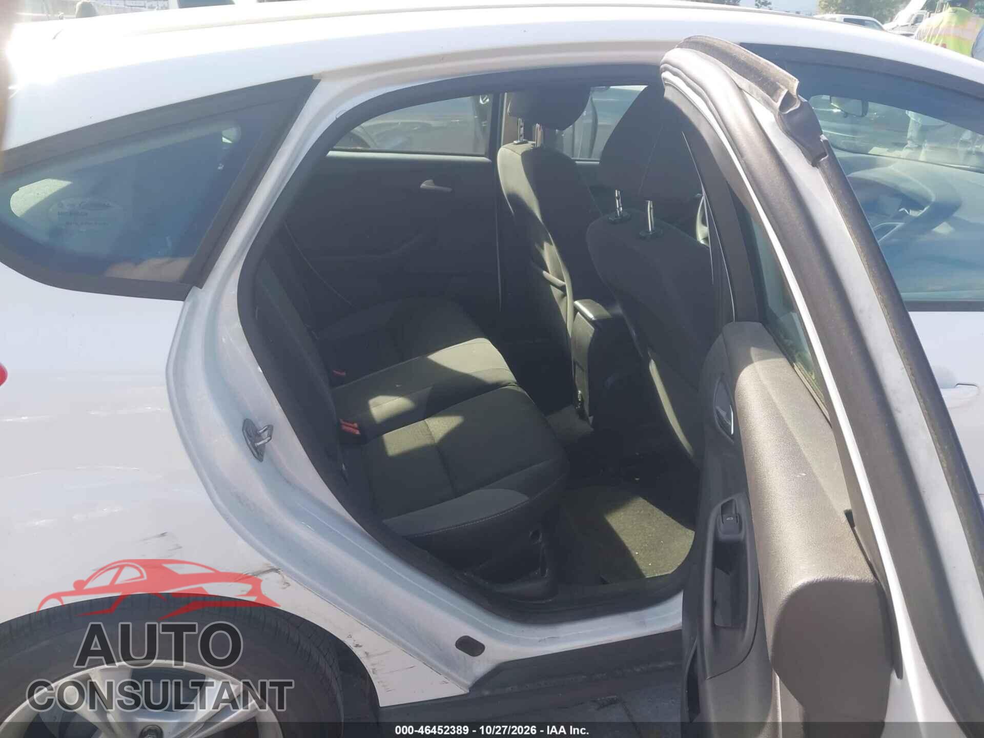 FORD FOCUS 2014 - 1FADP3K26EL414182
