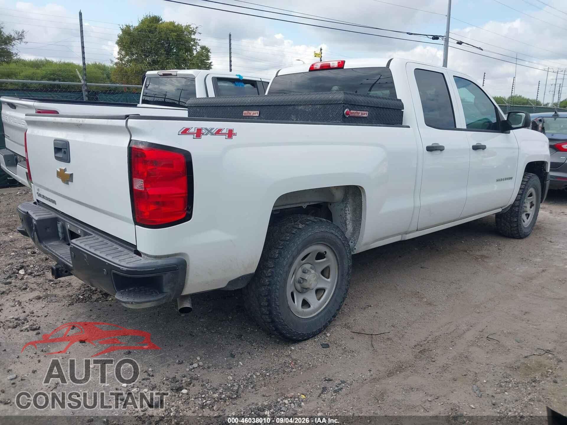 CHEVROLET SILVERADO 1500 2014 - 1GCVKPEC2EZ217175