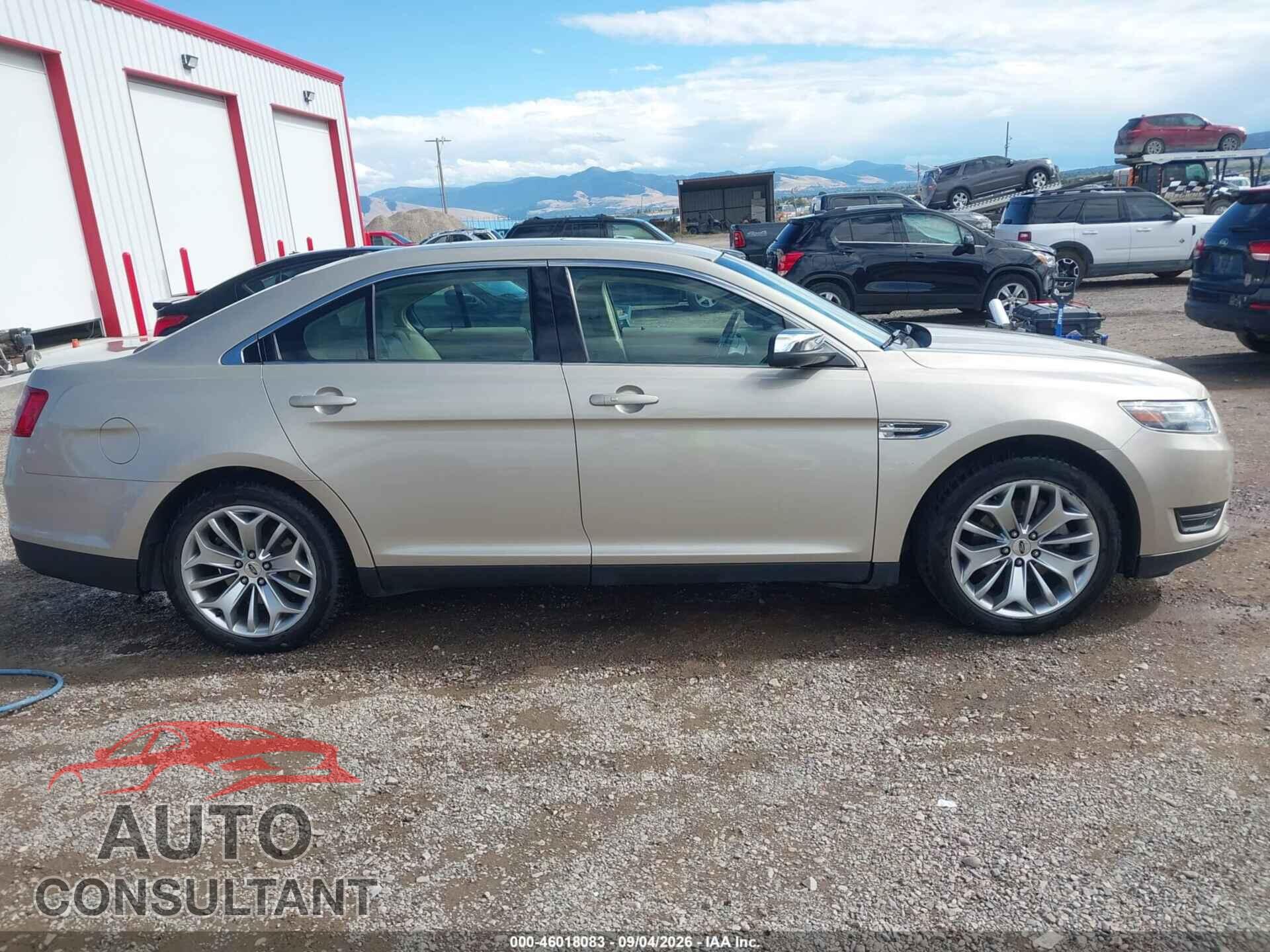 FORD TAURUS 2017 - 1FAHP2F88HG113226