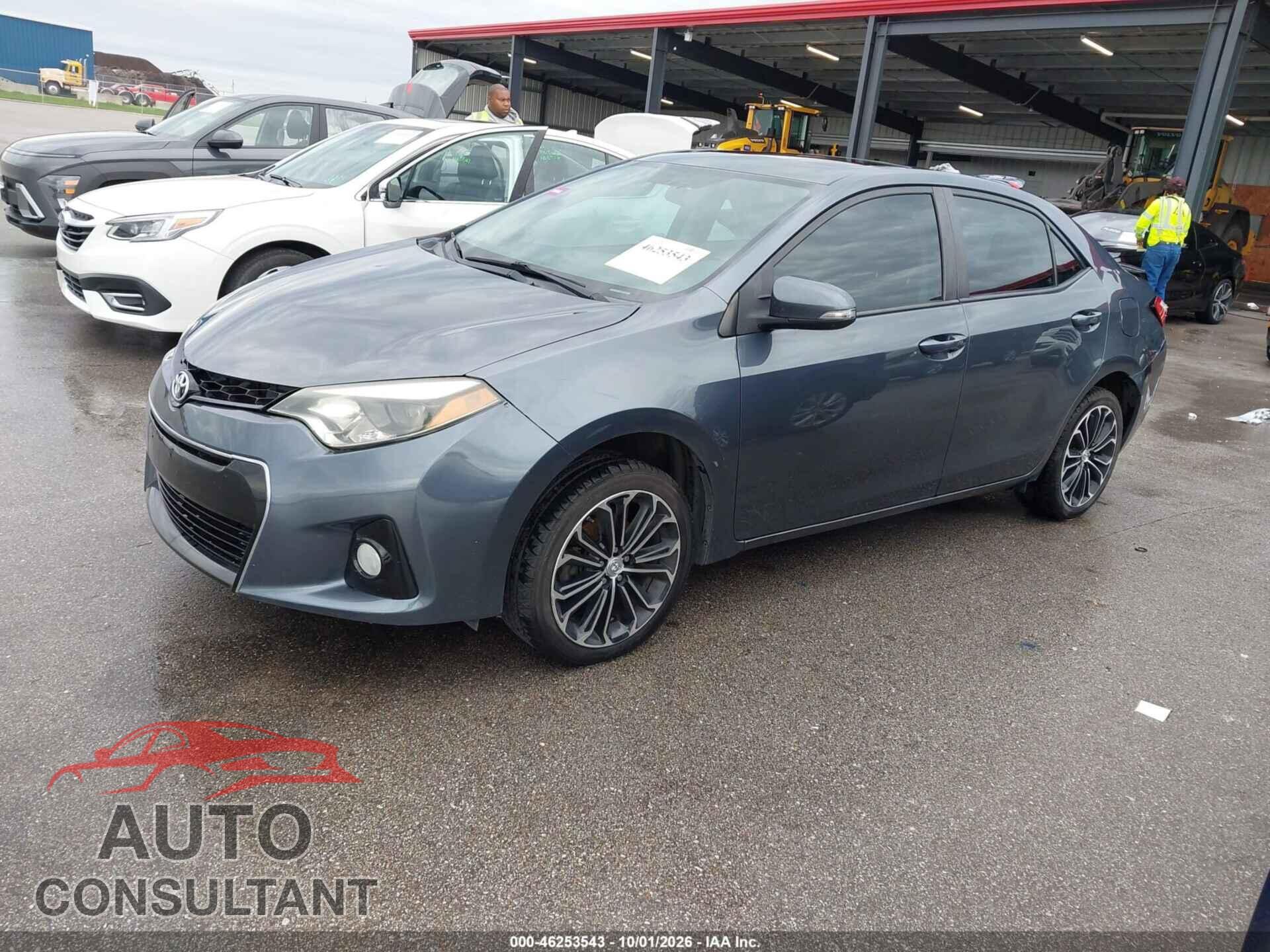TOYOTA COROLLA 2015 - 5YFBURHE0FP352205