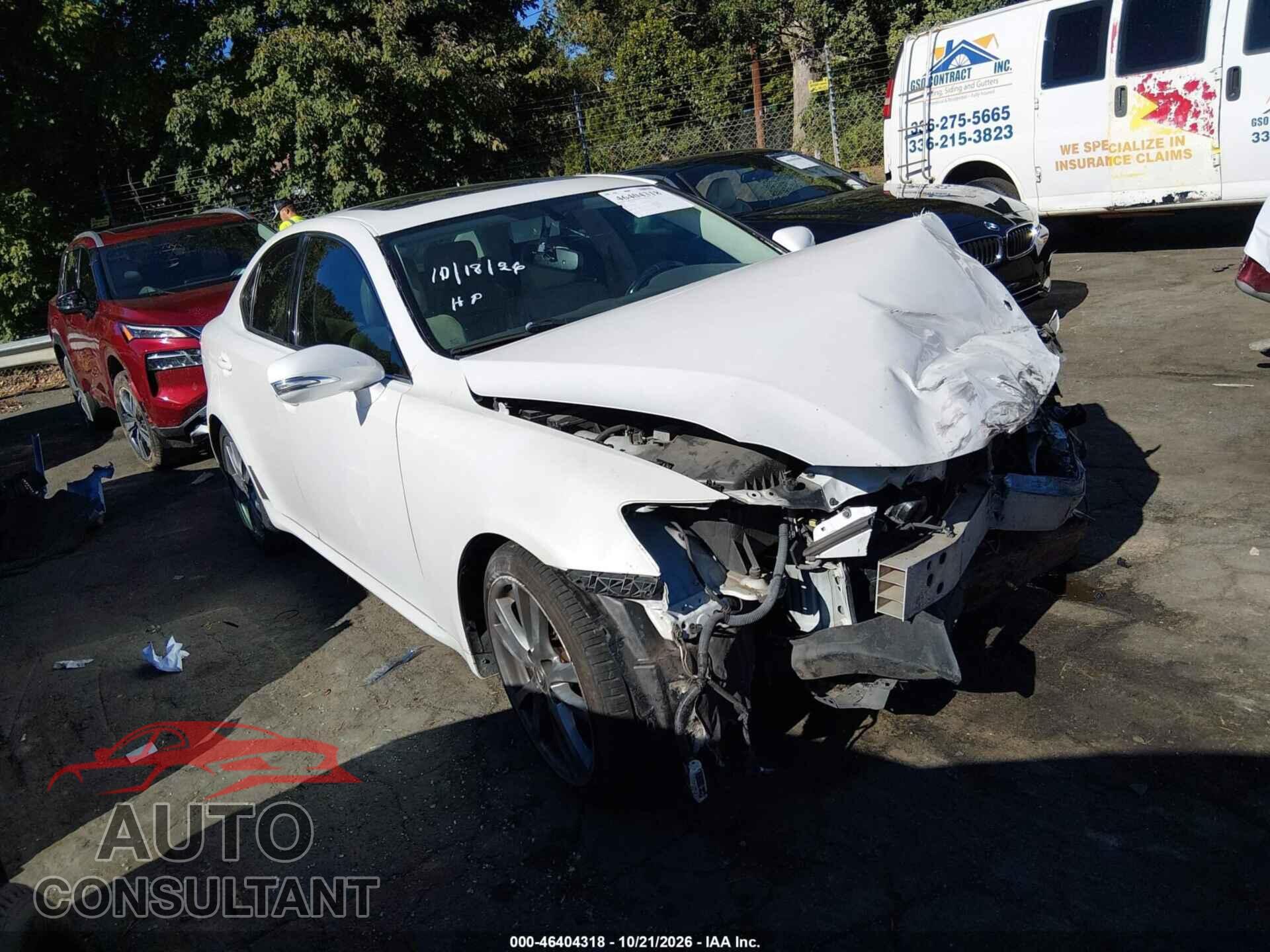 LEXUS IS 2011 - JTHBF5C28B5143672