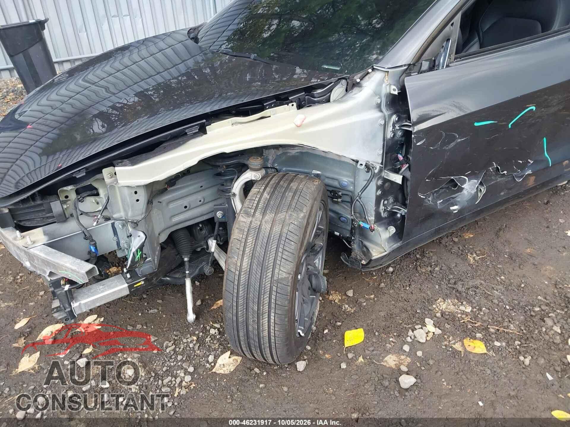 TESLA MODEL 3 2025 - 5YJ3E1EAXSF024252