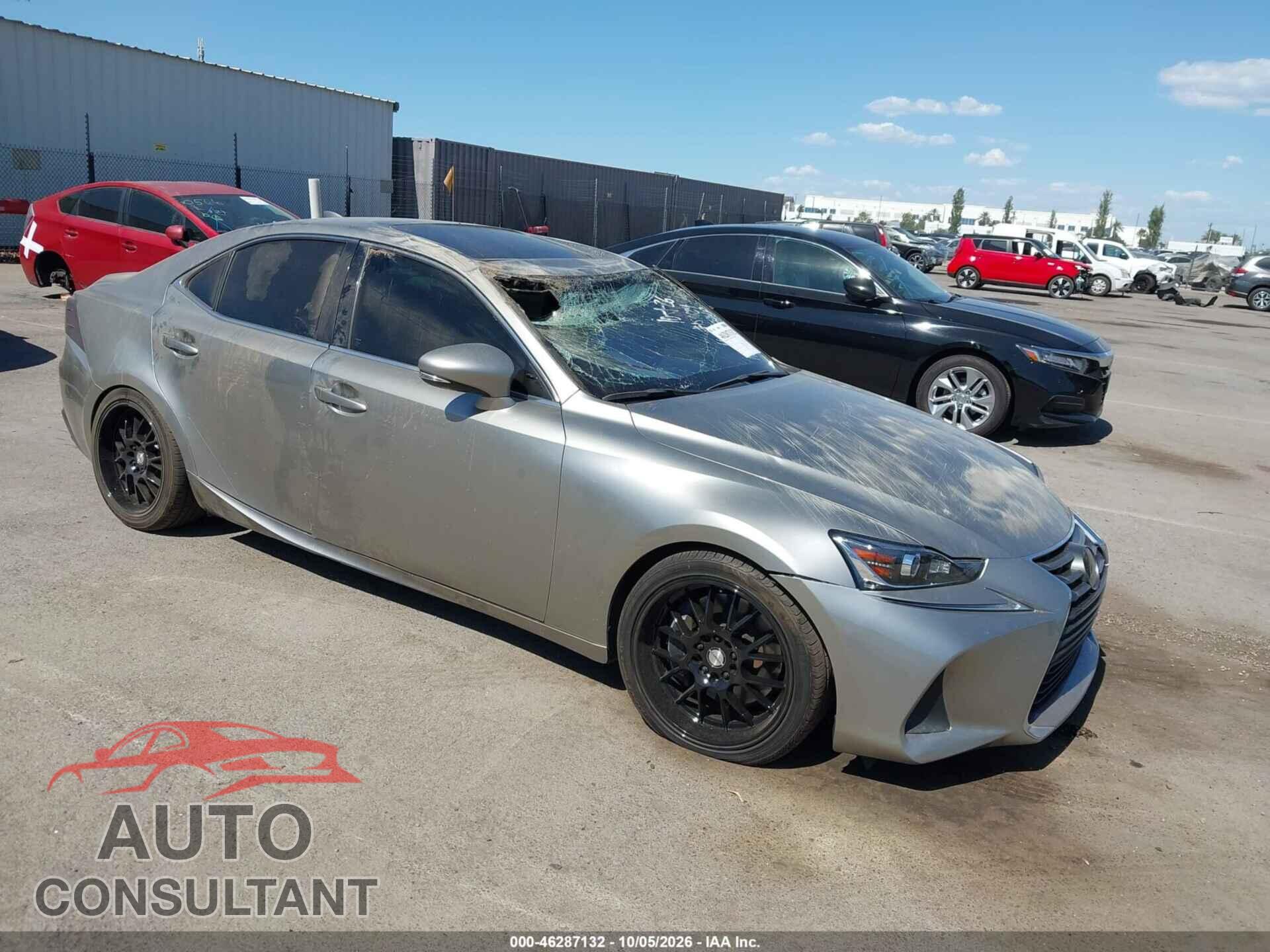 LEXUS IS 300 2018 - JTHC81D2XJ5027619