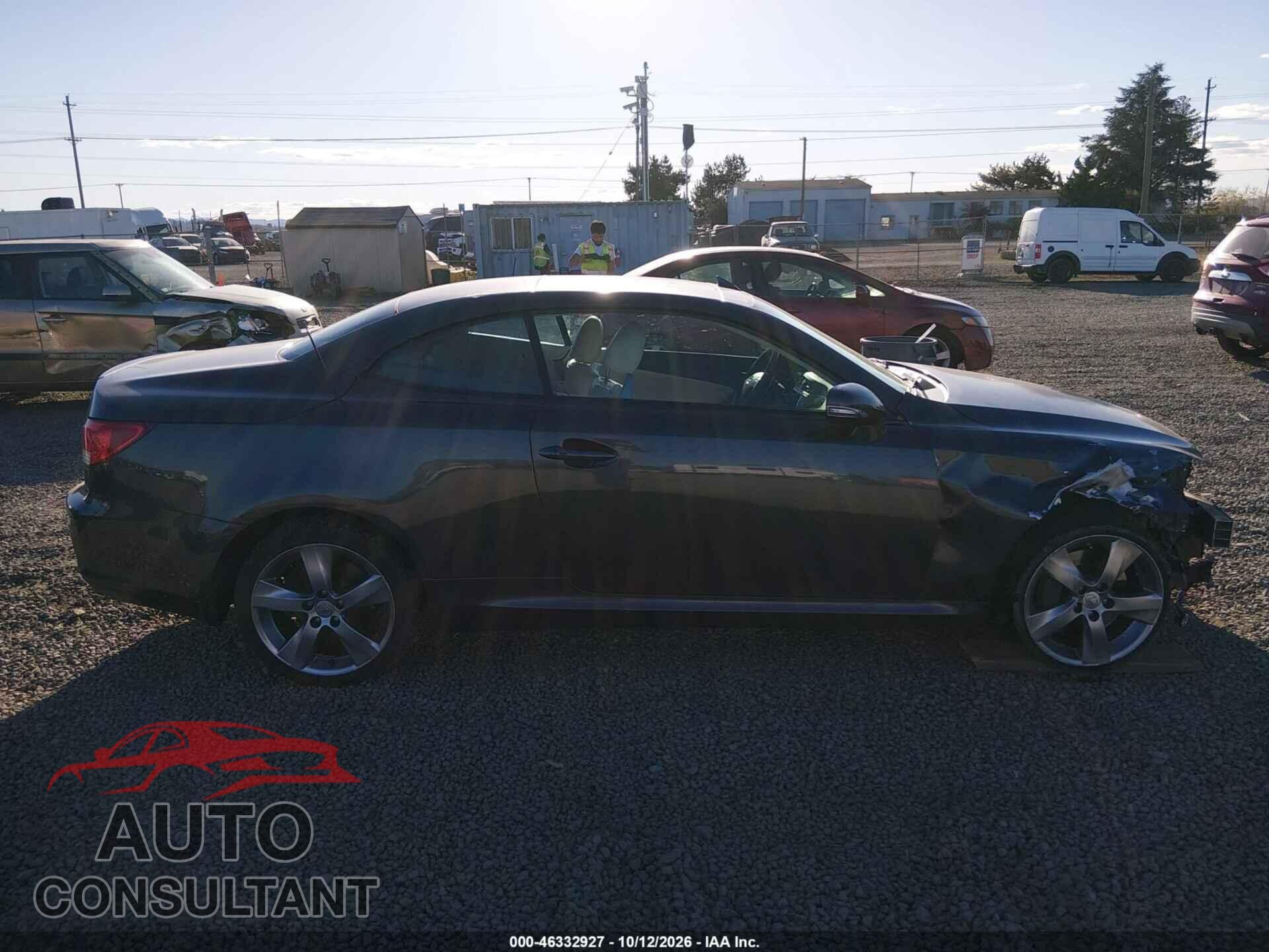 LEXUS IS 350C 2010 - JTHFE2C25A2503239
