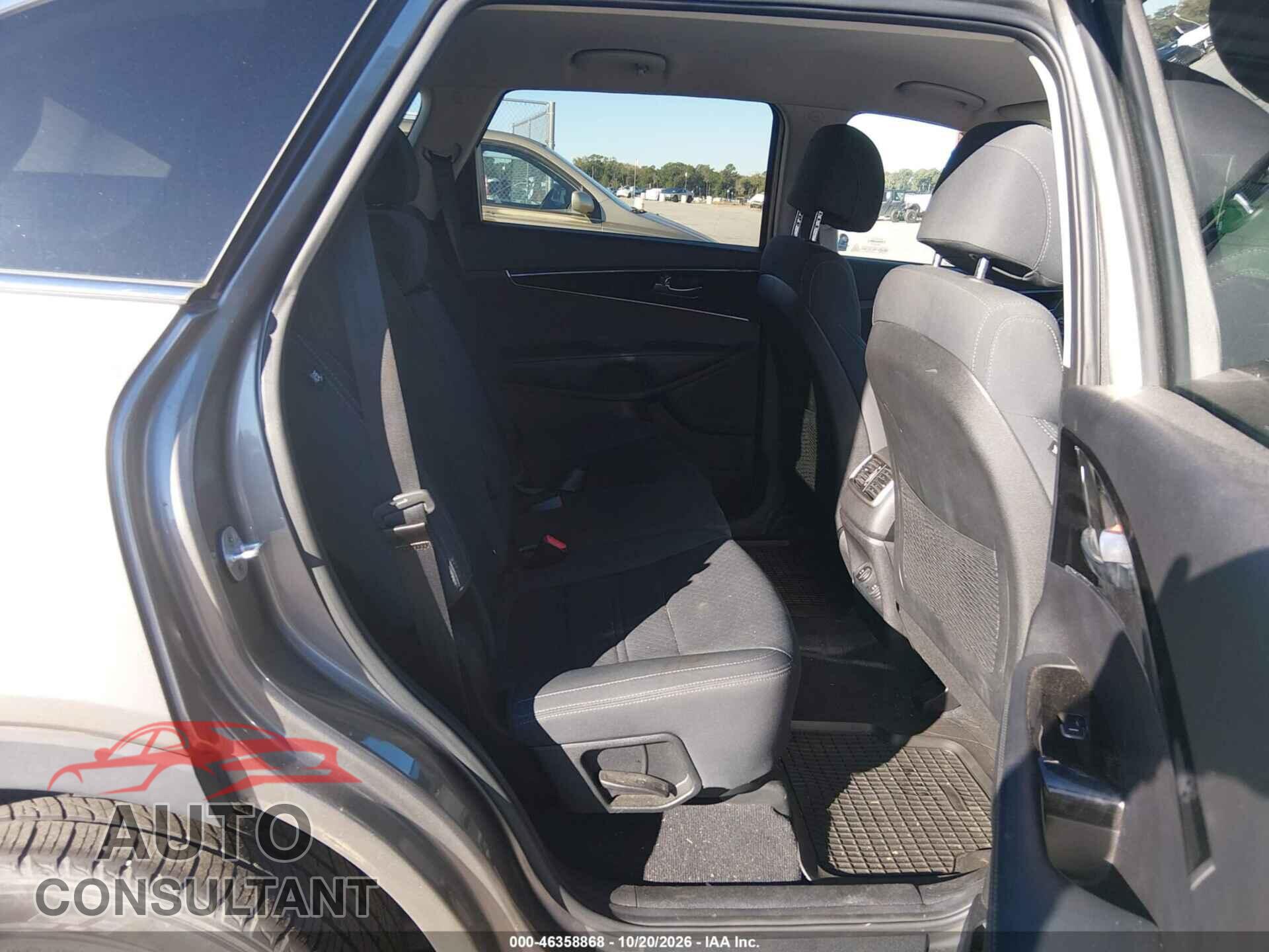KIA SORENTO 2017 - 5XYPG4A34HG284071