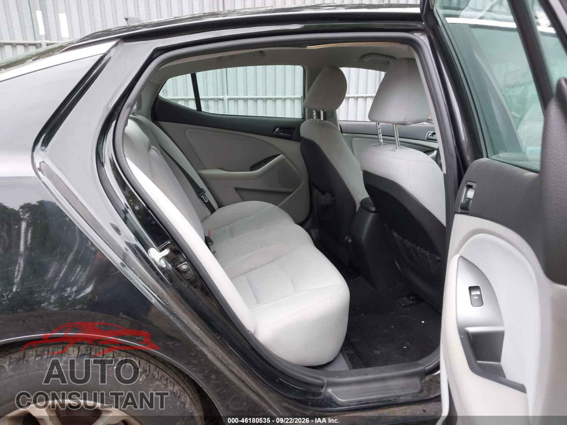 KIA OPTIMA 2013 - 5XXGM4A75DG236637
