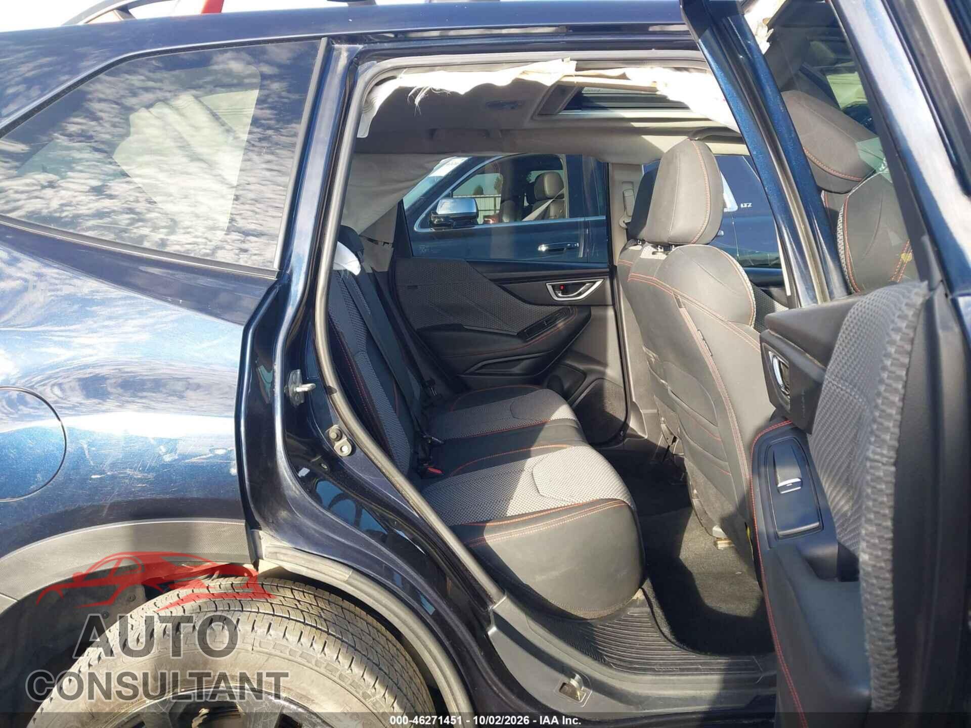 SUBARU FORESTER 2019 - JF2SKAPC5KH466327