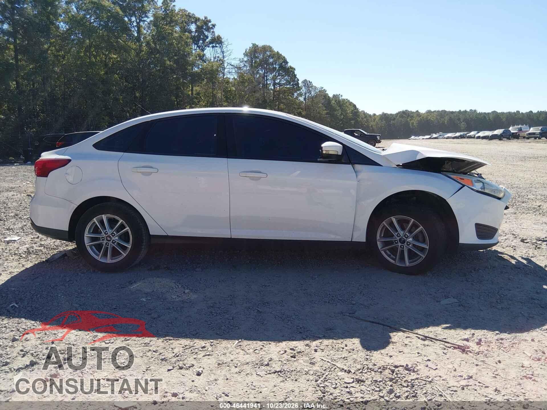 FORD FOCUS 2017 - 1FADP3F26HL309365