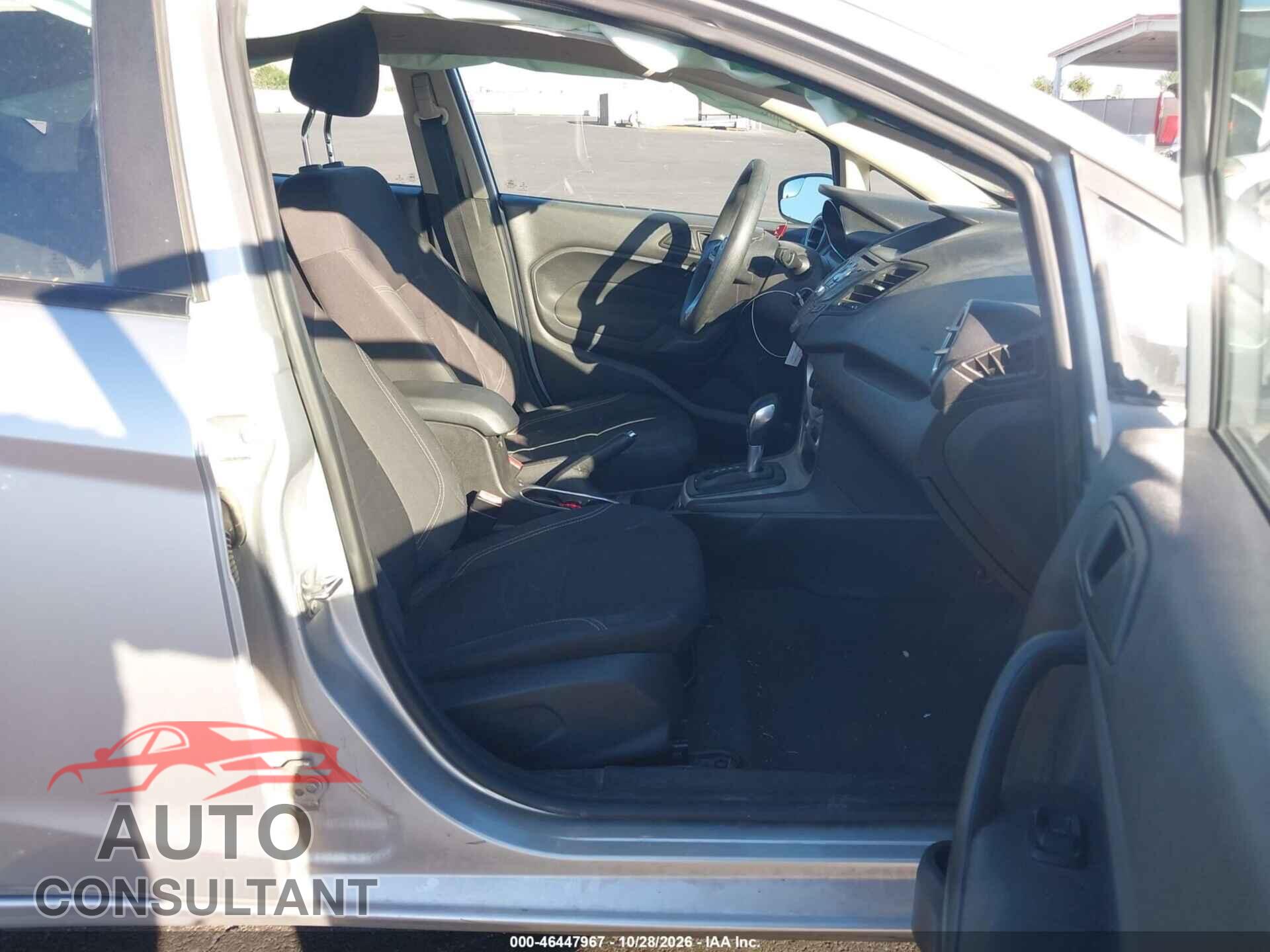 FORD FIESTA 2018 - 3FADP4EJ5JM129152