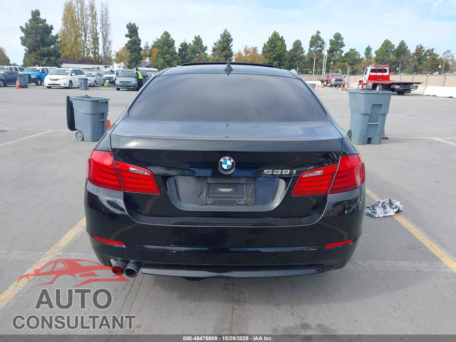 BMW 528I 2013 - WBAXG5C52DD233646