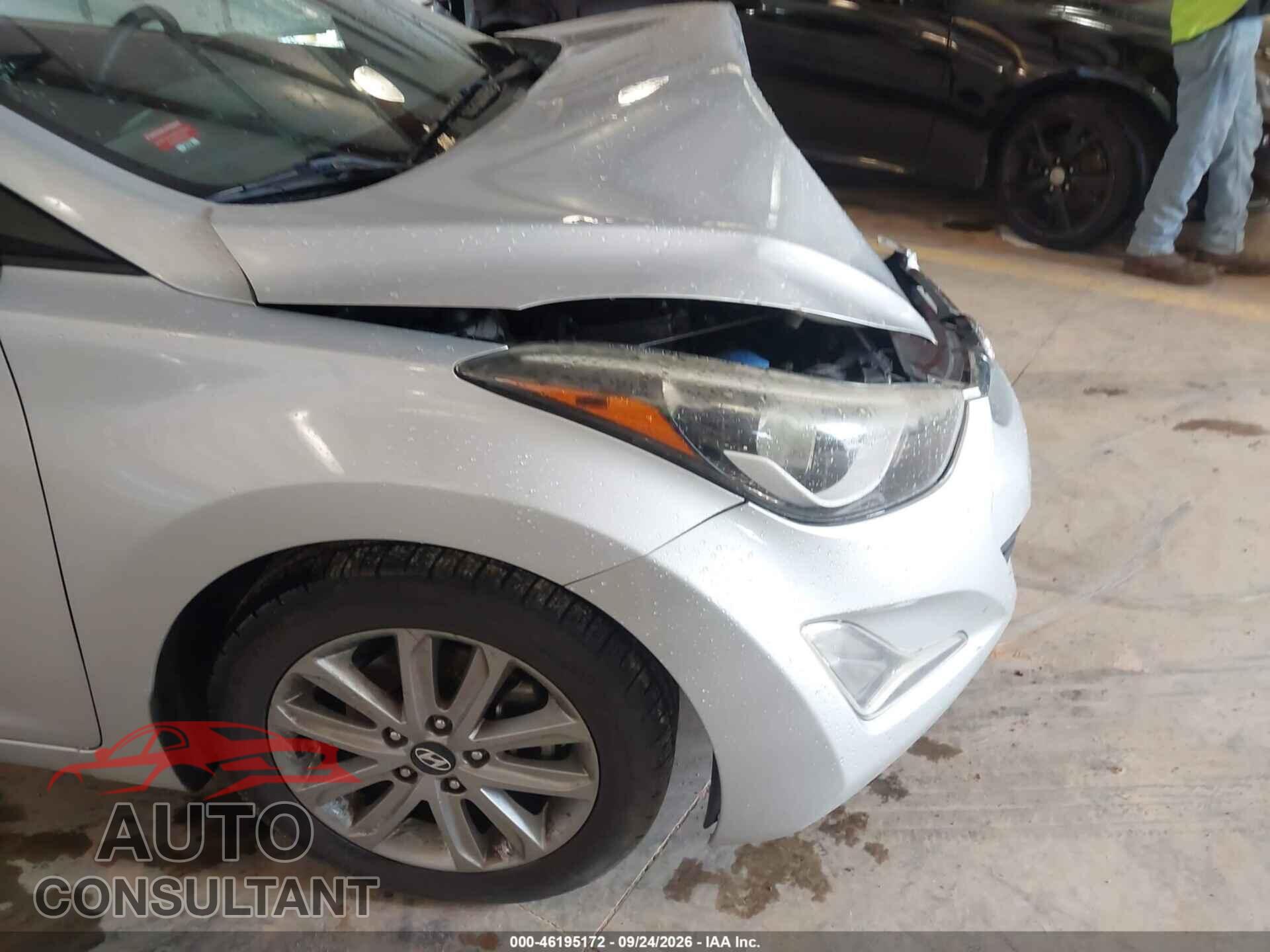 HYUNDAI ELANTRA 2015 - 5NPDH4AE7FH557852