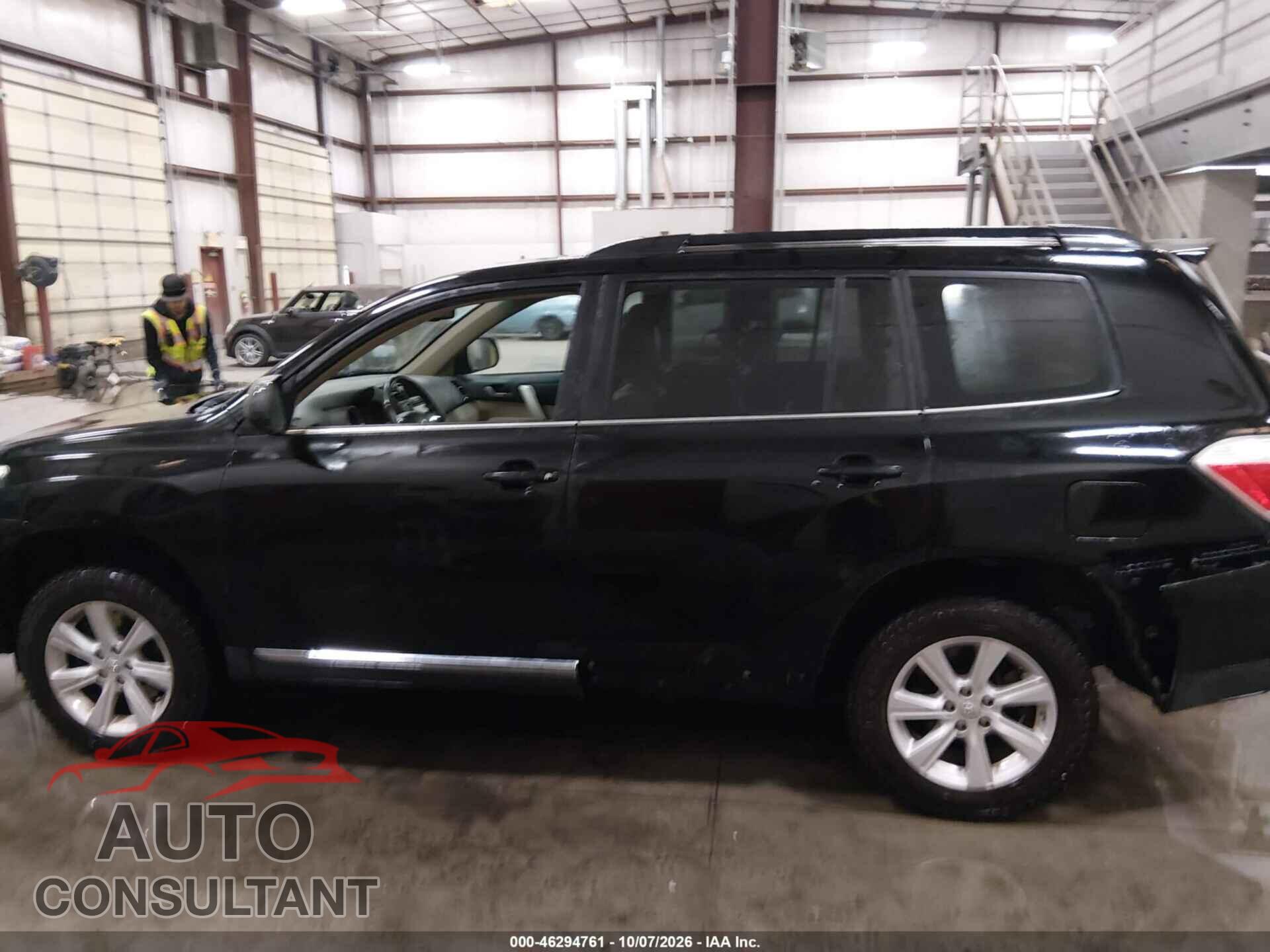 TOYOTA HIGHLANDER 2013 - 5TDBK3EH2DS179776