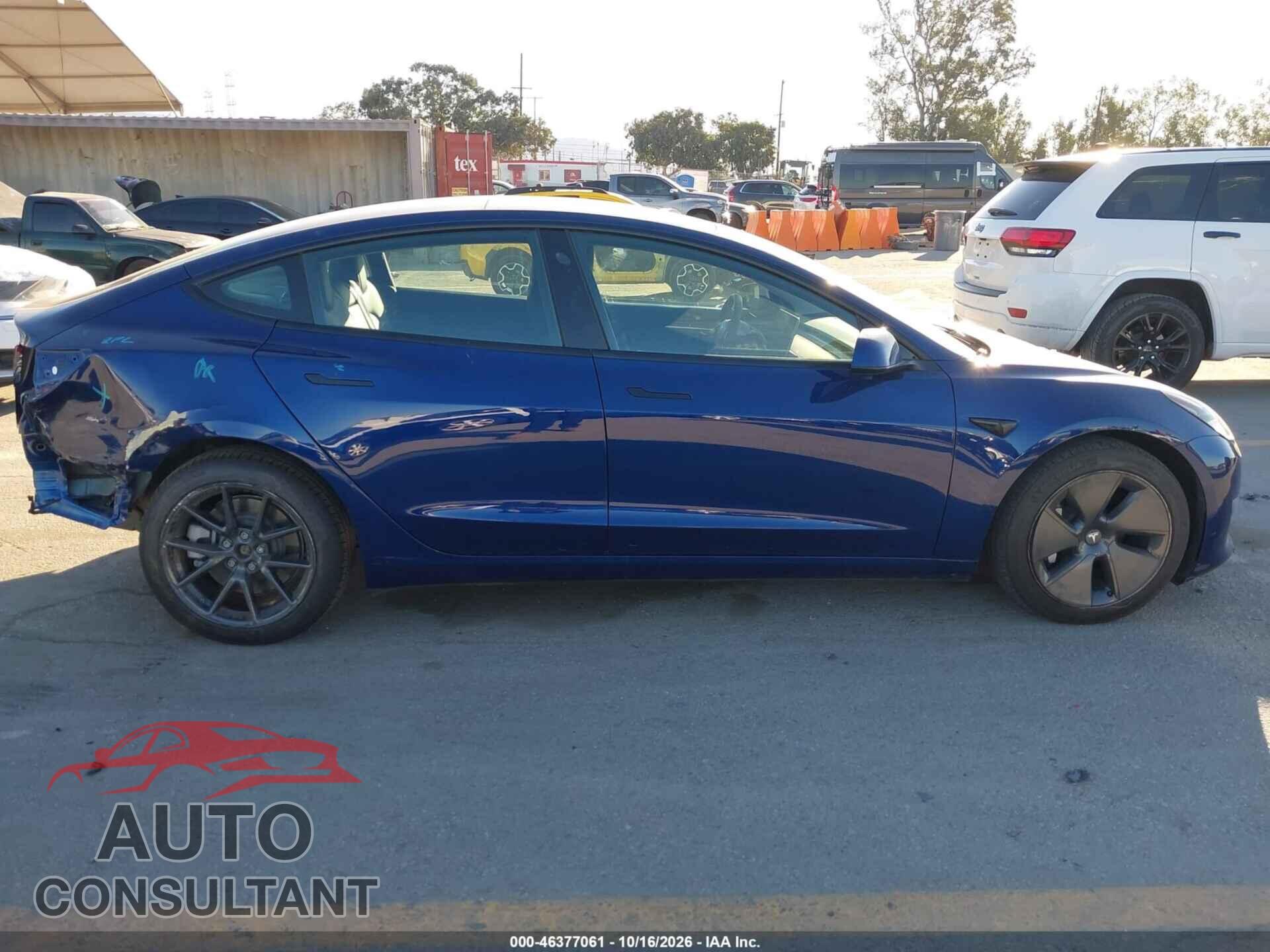 TESLA MODEL 3 2022 - 5YJ3E1EB9NF275857