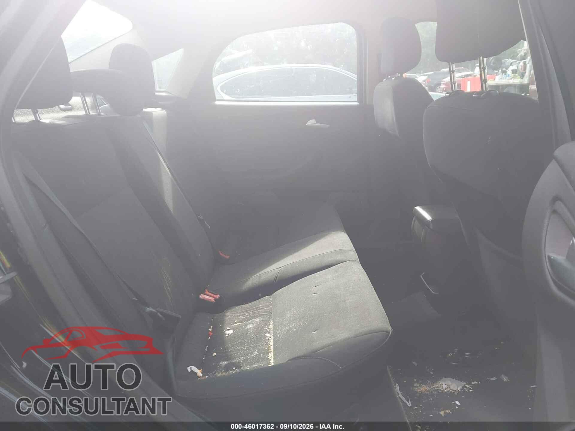 FORD FOCUS 2018 - 1FADP3F20JL212622